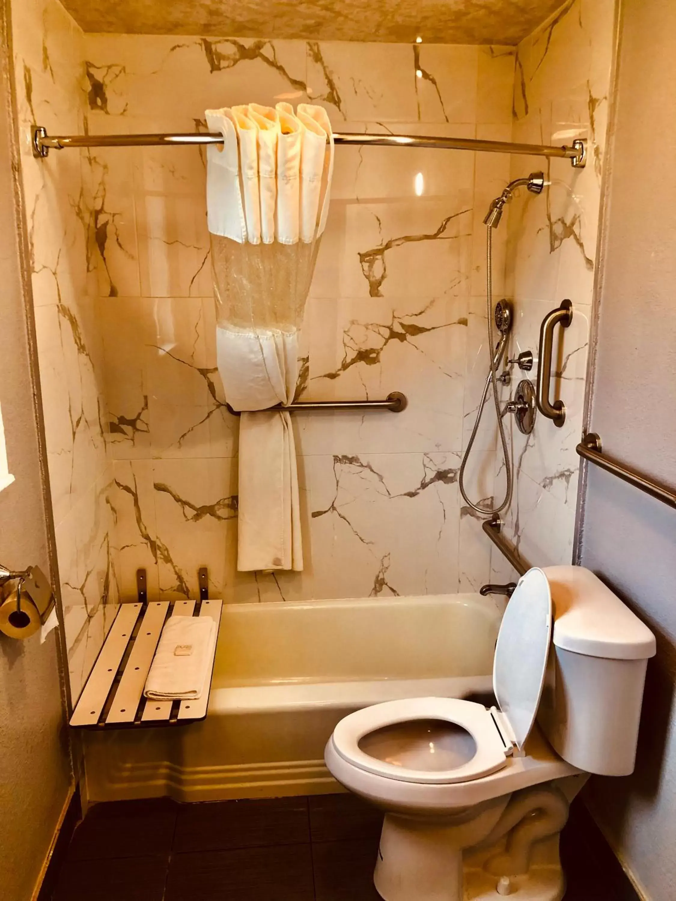 Bathroom in Berkshire Inn