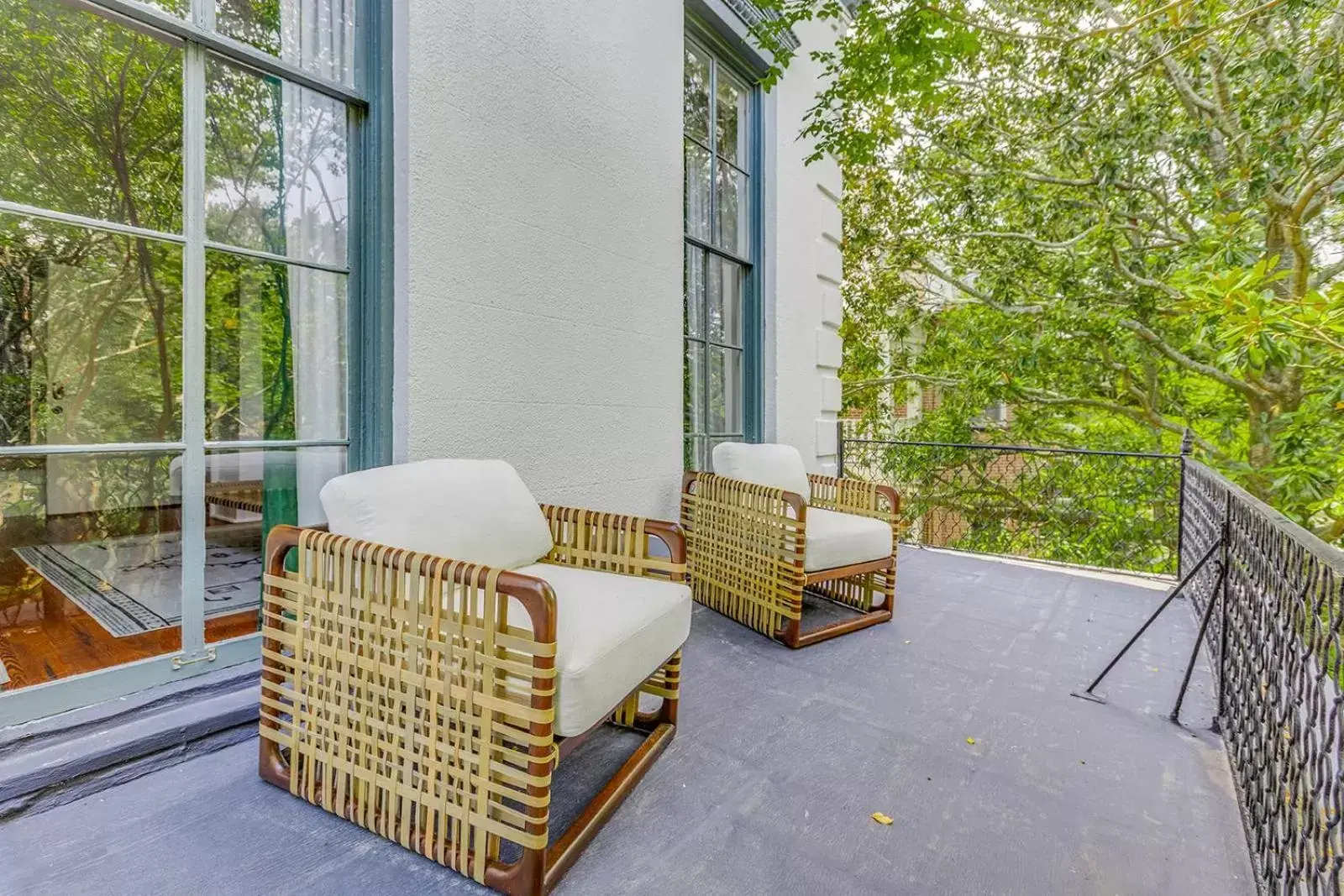 Patio in Bellwether House