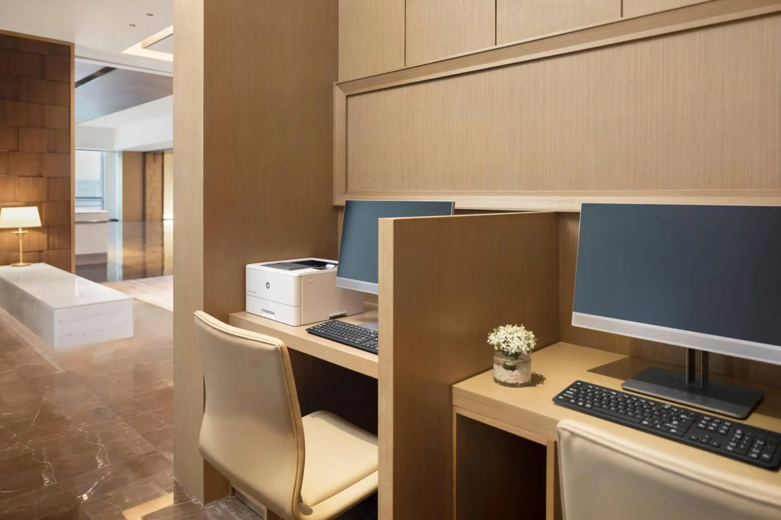 Business facilities, Business Area/Conference Room in Courtyard By Marriott Xi'an North