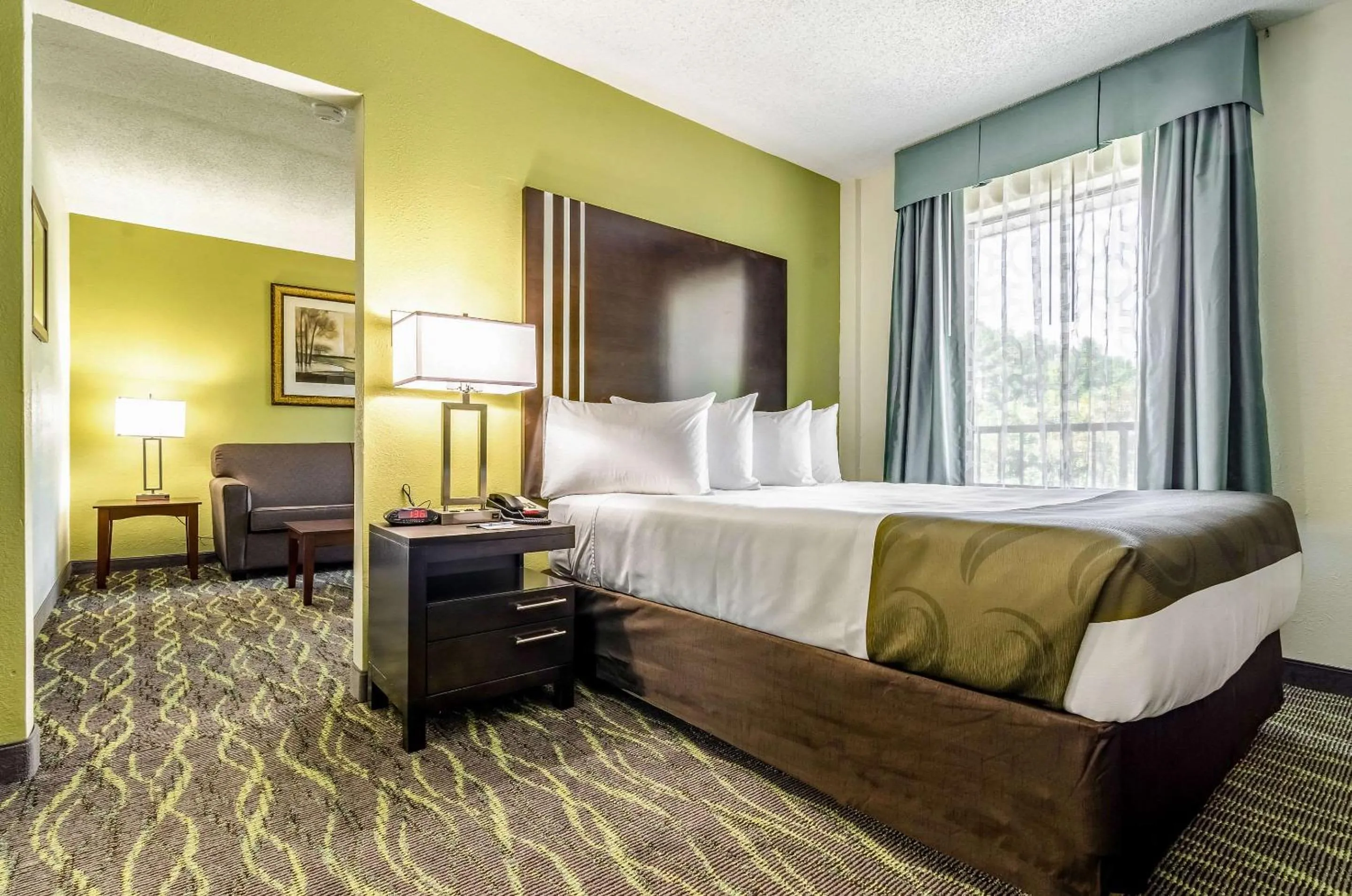 Photo of the whole room, Bed in Quality Inn & Suites Creedmoor - Butner