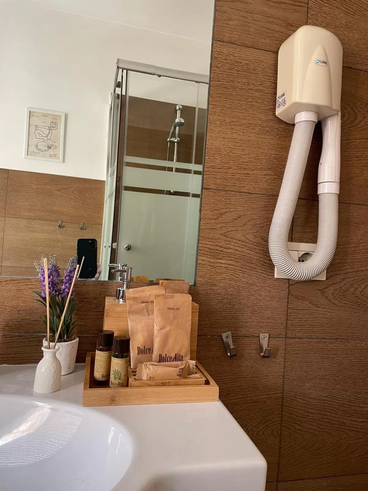 Bathroom in Anna Guest House