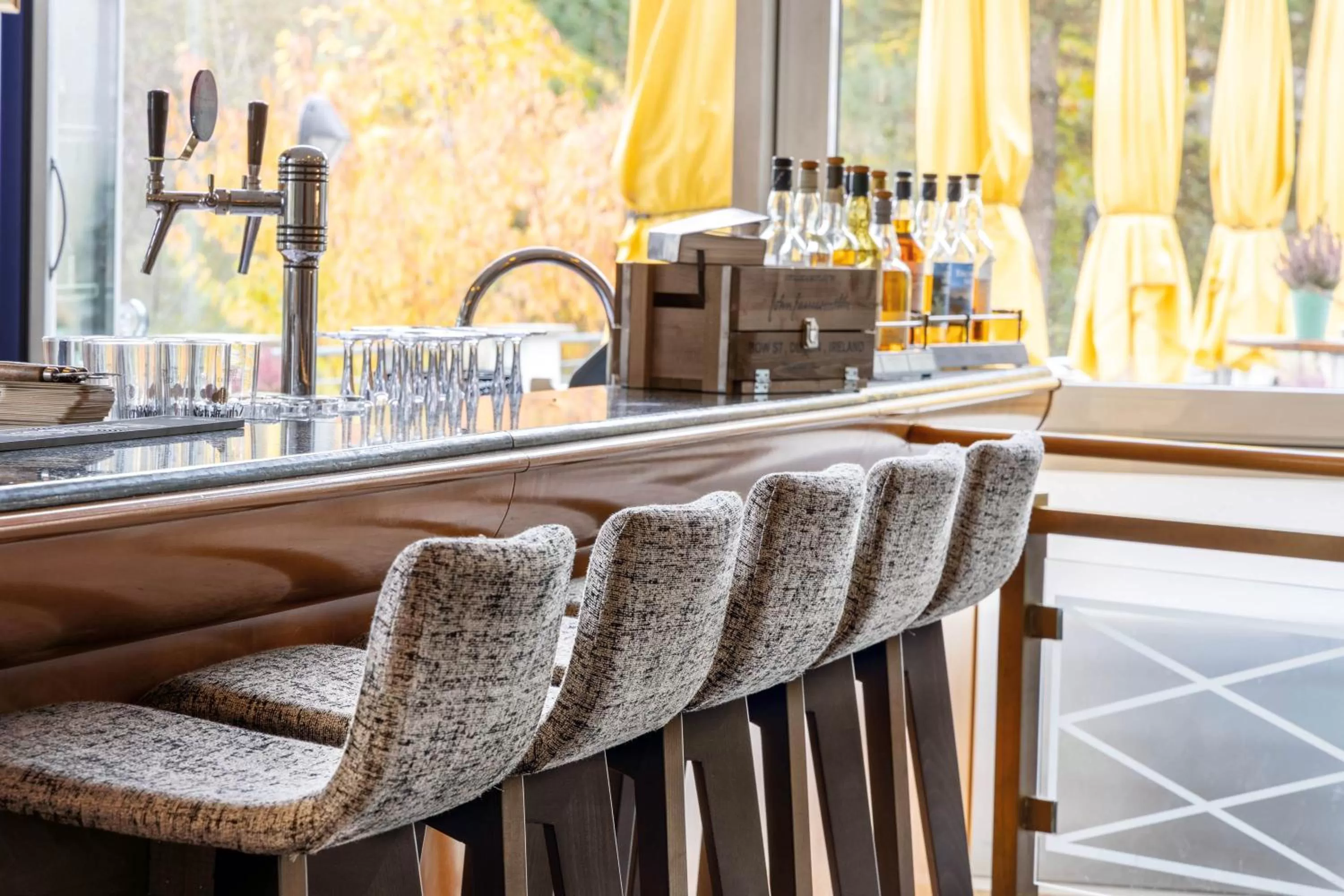 Lounge or bar in Seminaris Hotel Potsdam Griebnitzsee