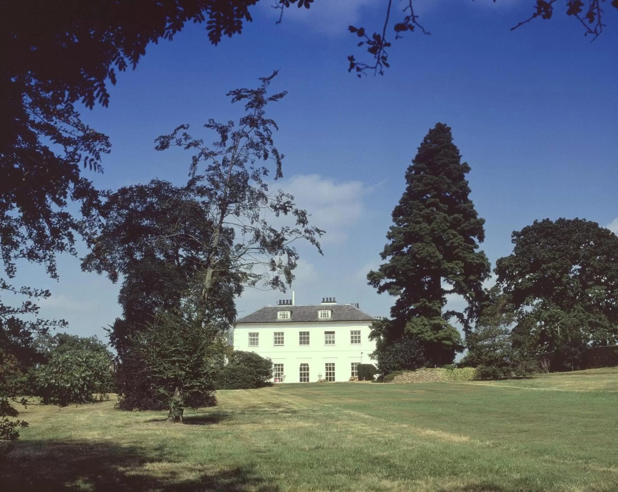 Facade/entrance in West Lodge Park