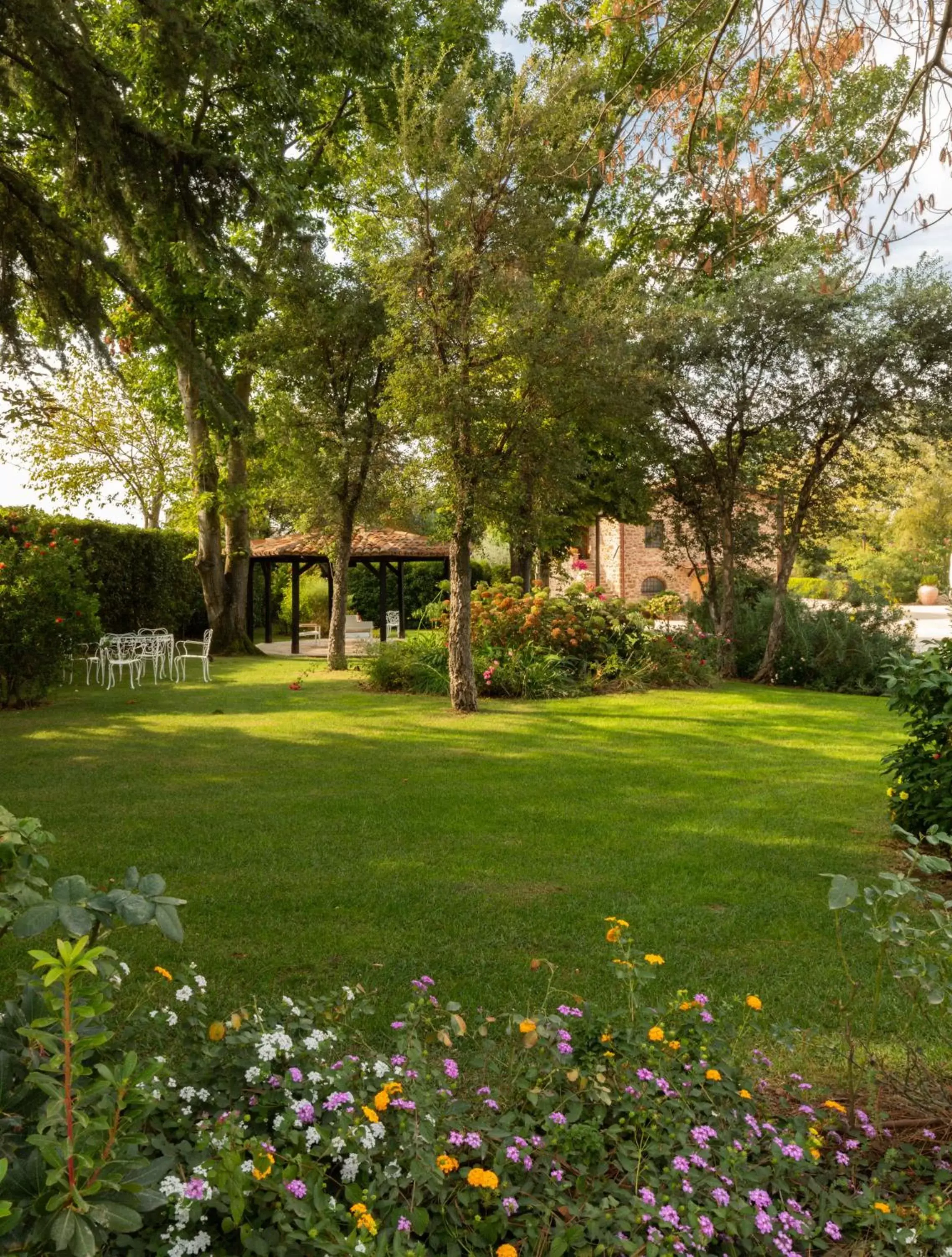 Garden in Antico Borgo Molino 7cento