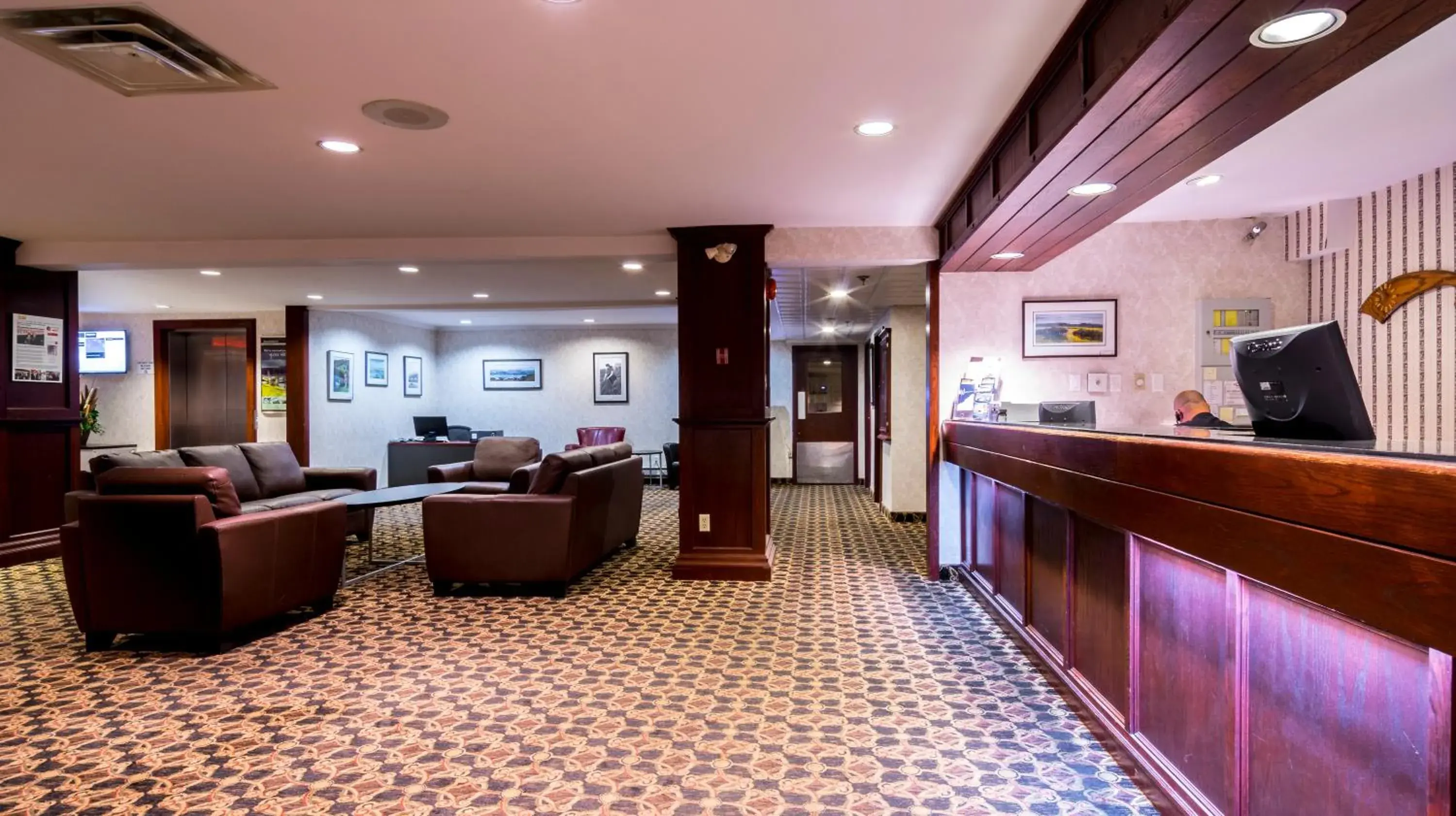 Lobby/Reception in Sinbads Hotel & Suites