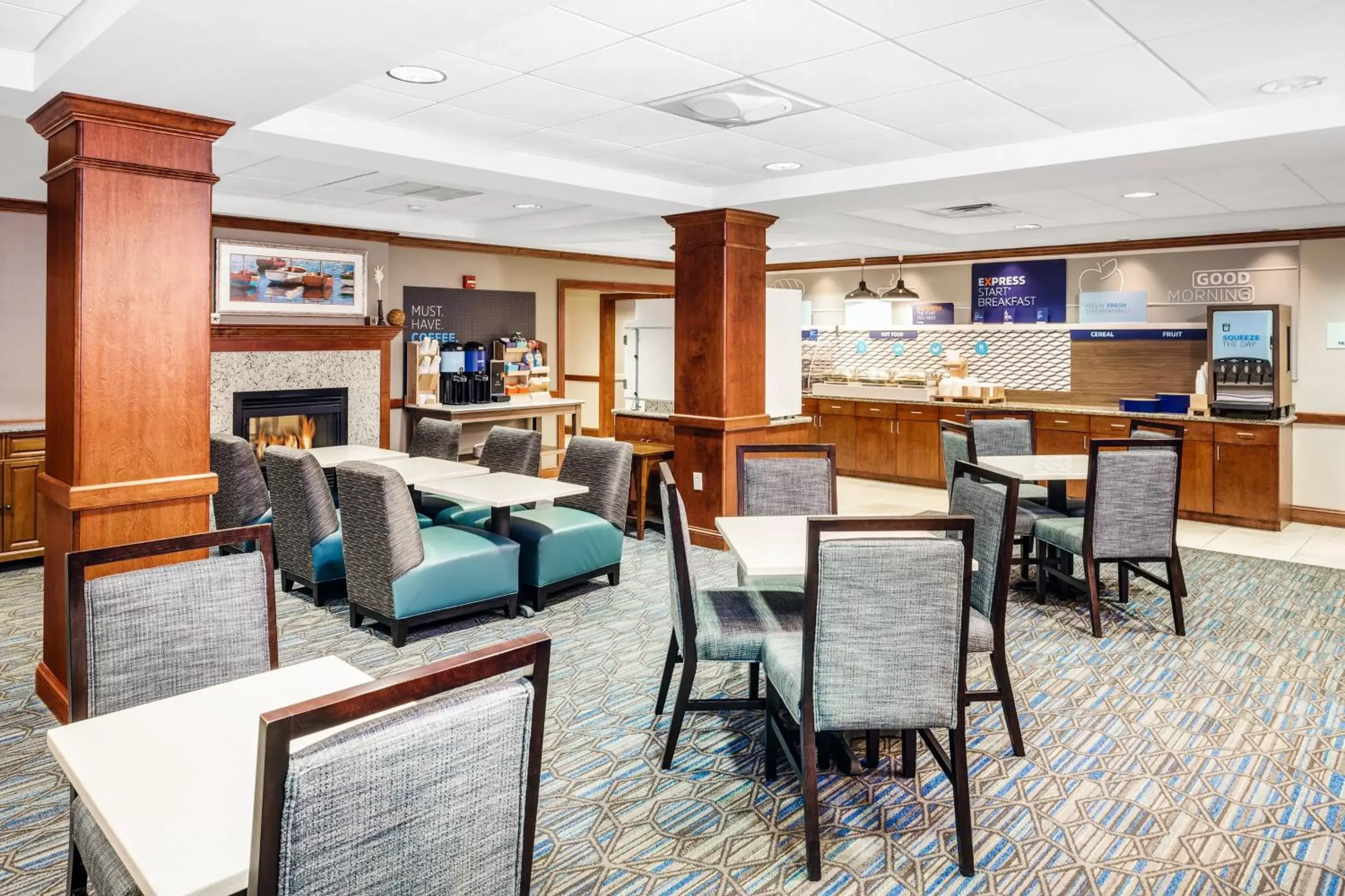 Property building, Restaurant/Places to Eat in Holiday Inn Express Hotel & Suites Hampton South-Seabrook, an IHG Hotel