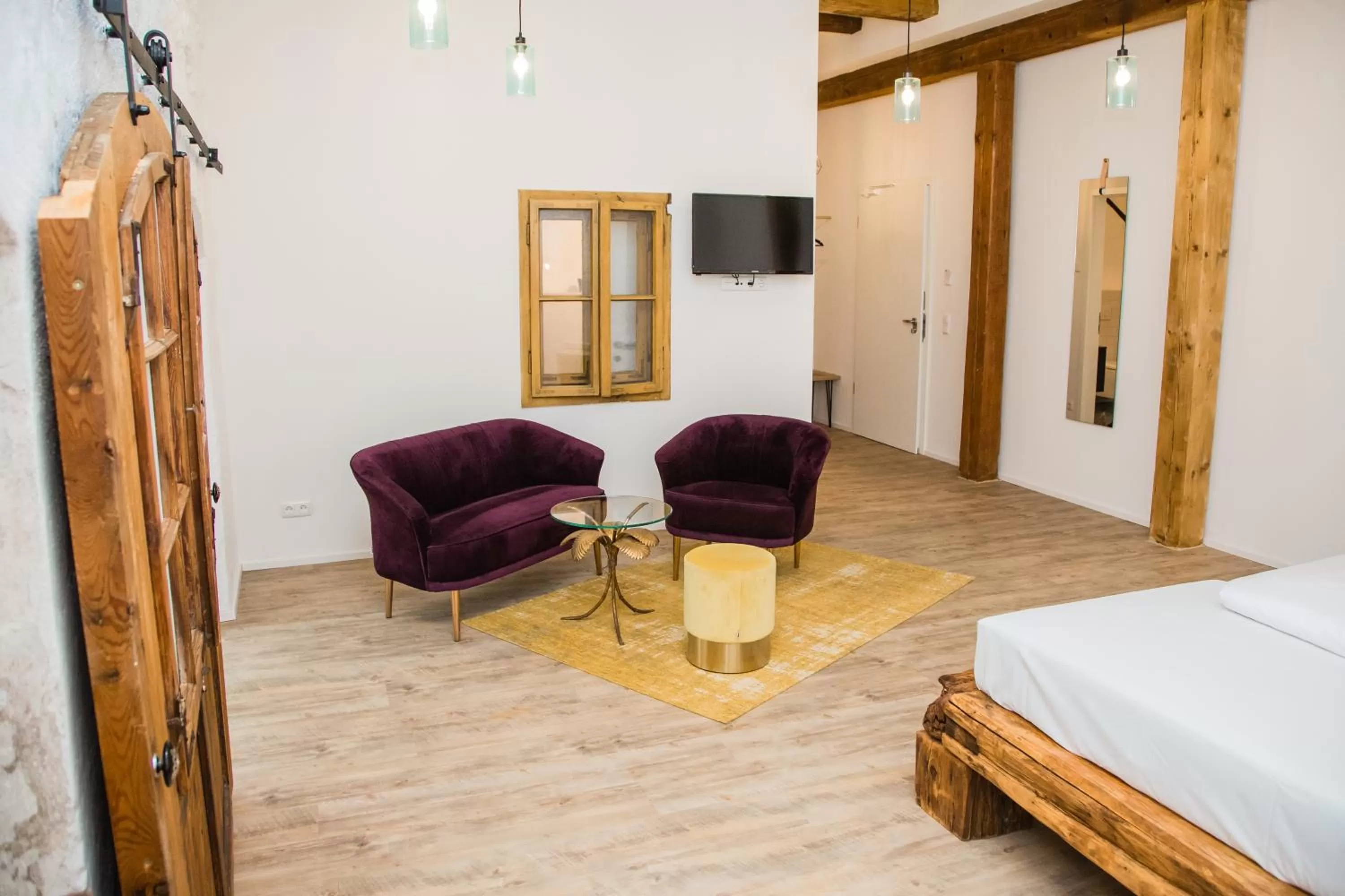 TV and multimedia, Bed in Green Spirit Hotel