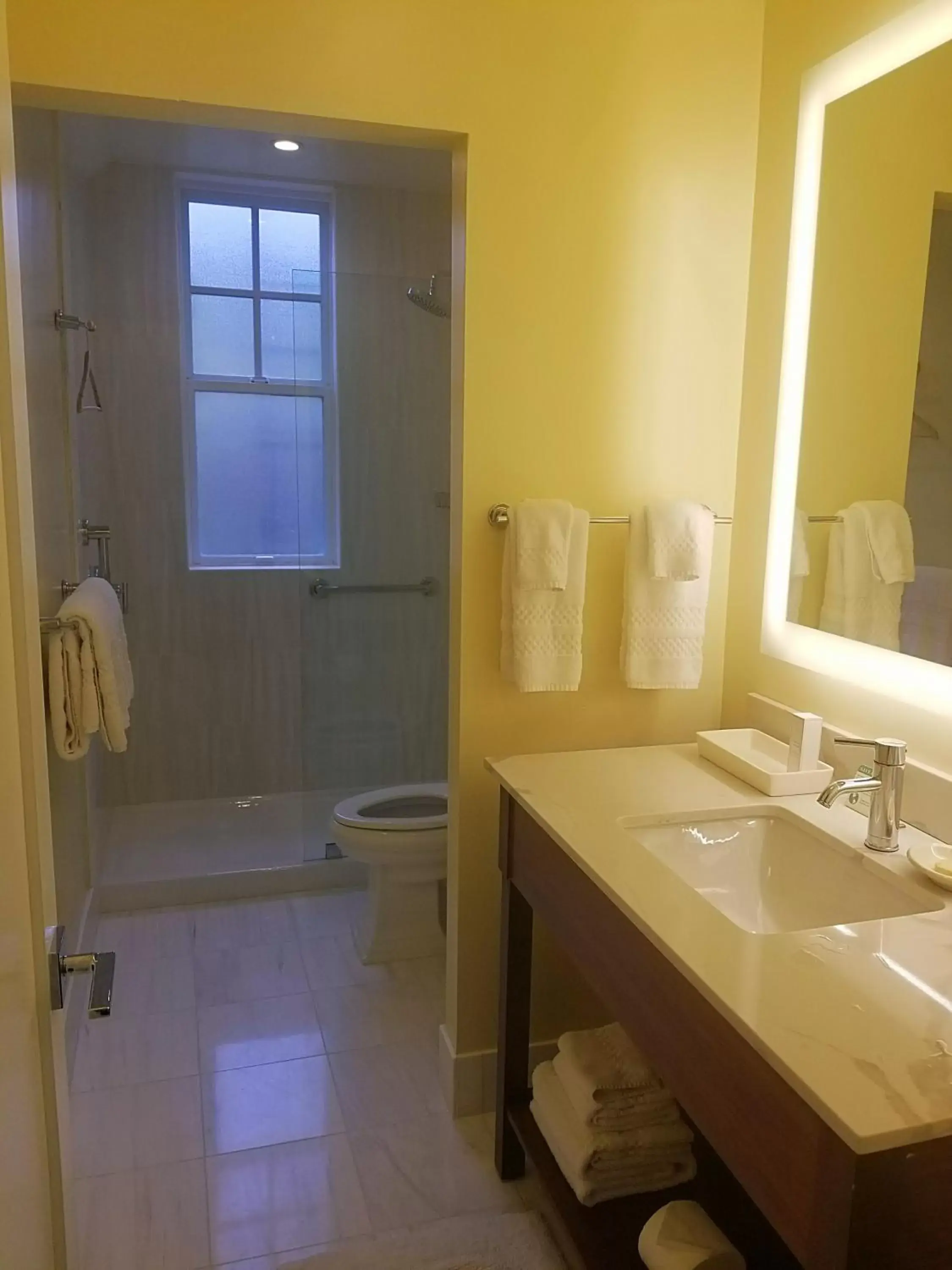 King Room with Ocean View in Grande Colonial La Jolla King Room with Ocean View in Grande Colonial La Jolla