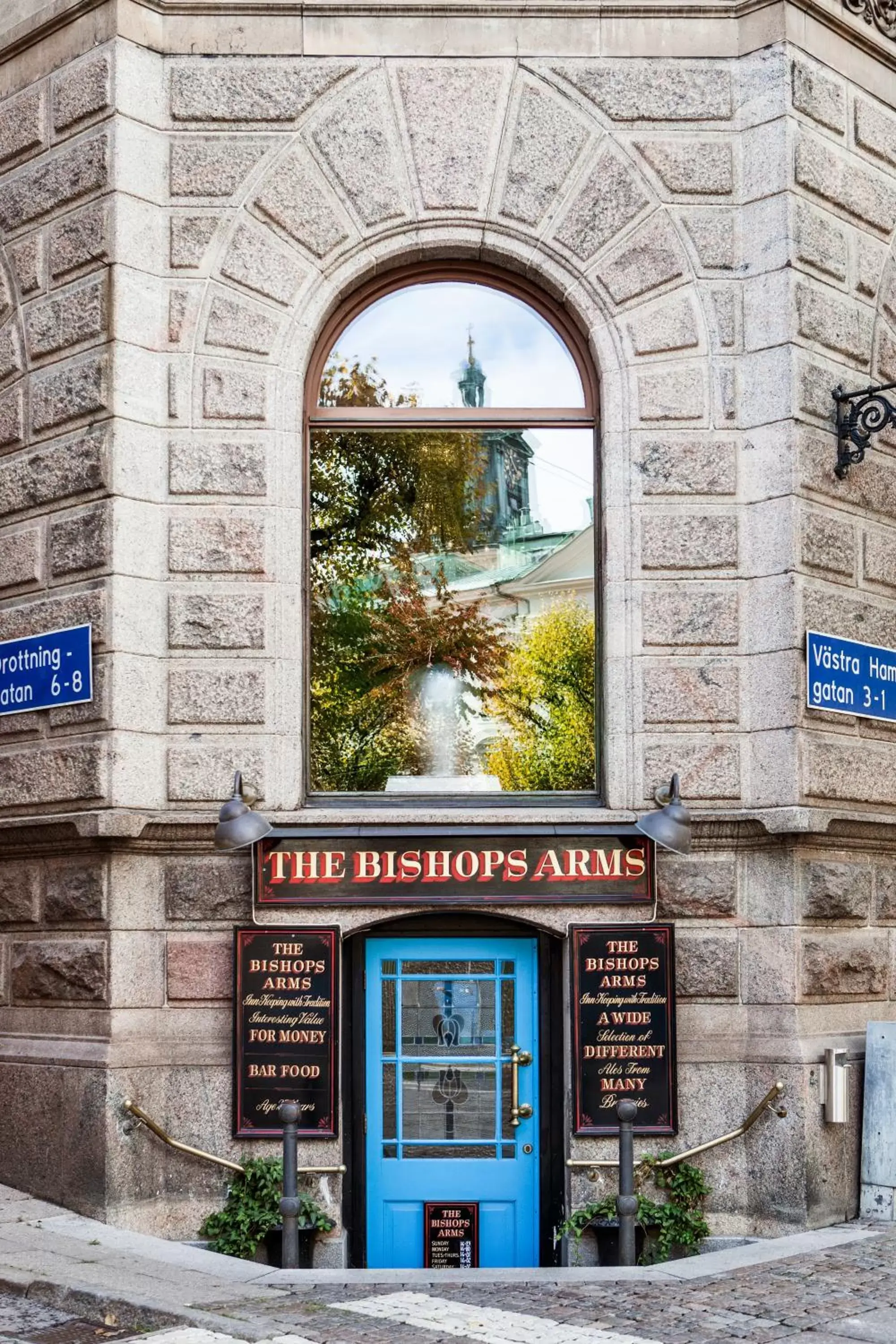 Restaurant/places to eat in Elite Plaza Hotel Restaurant/places to eat in Elite Plaza Hotel