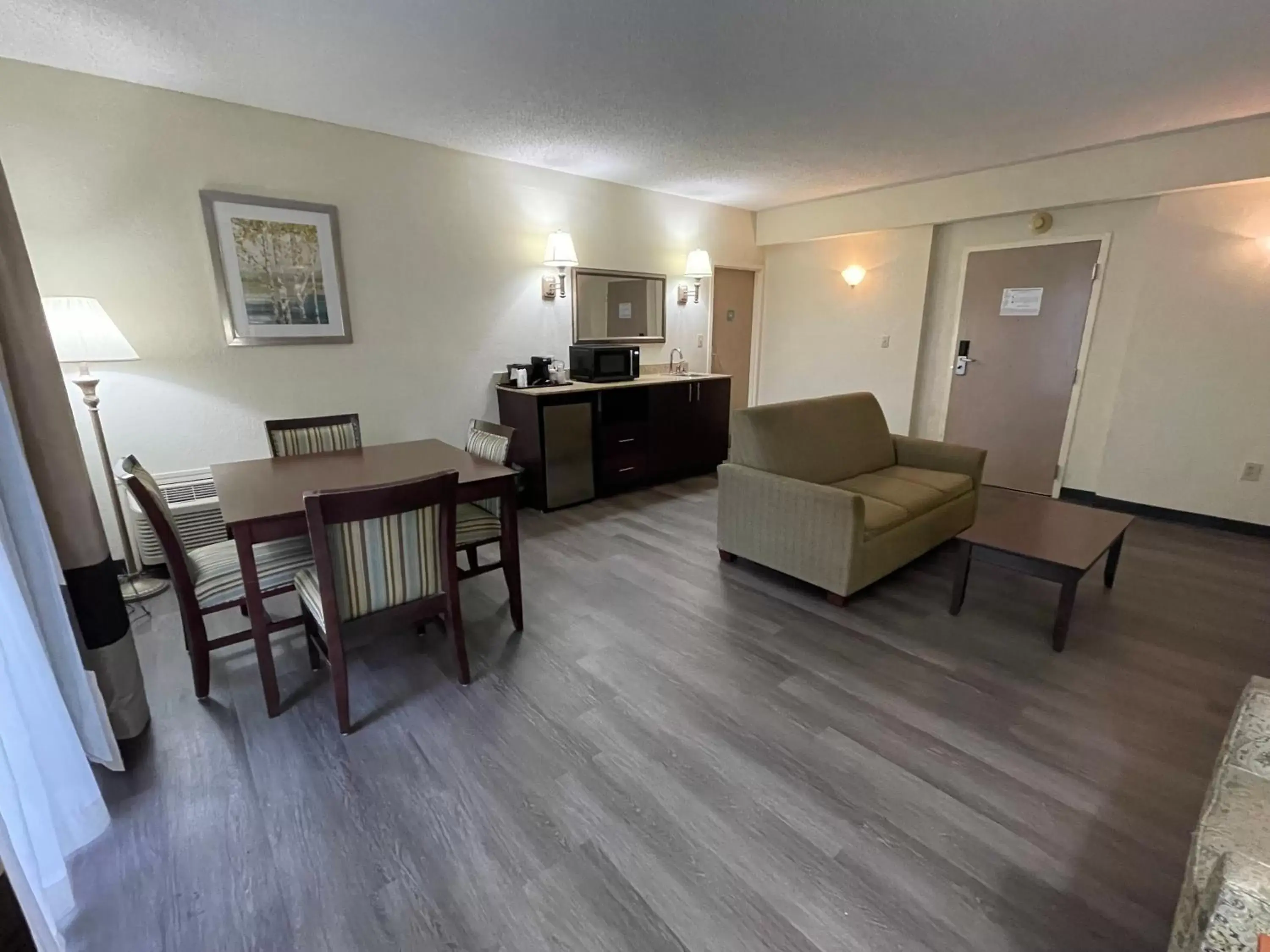 Seating Area in Comfort Inn Pinehurst