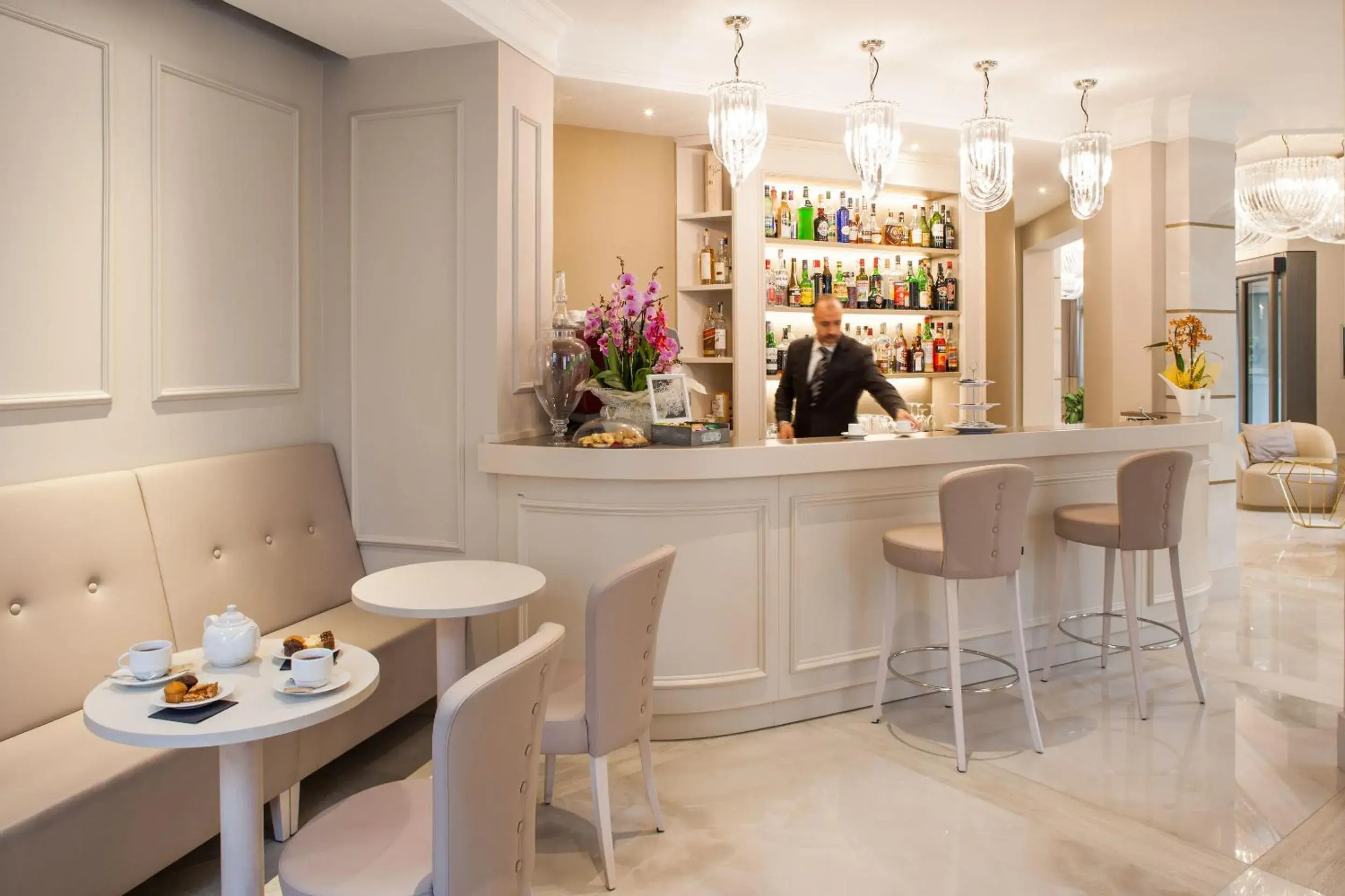Lounge or bar in Hotel Dei Fiori Restaurant - Meeting & Spa