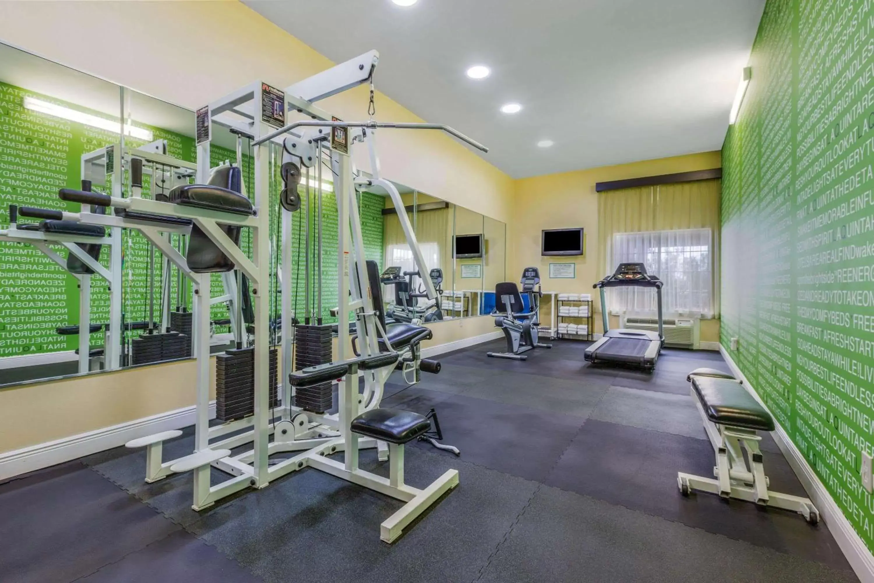 Fitness centre/facilities, Fitness Center/Facilities in La Quinta by Wyndham Angleton