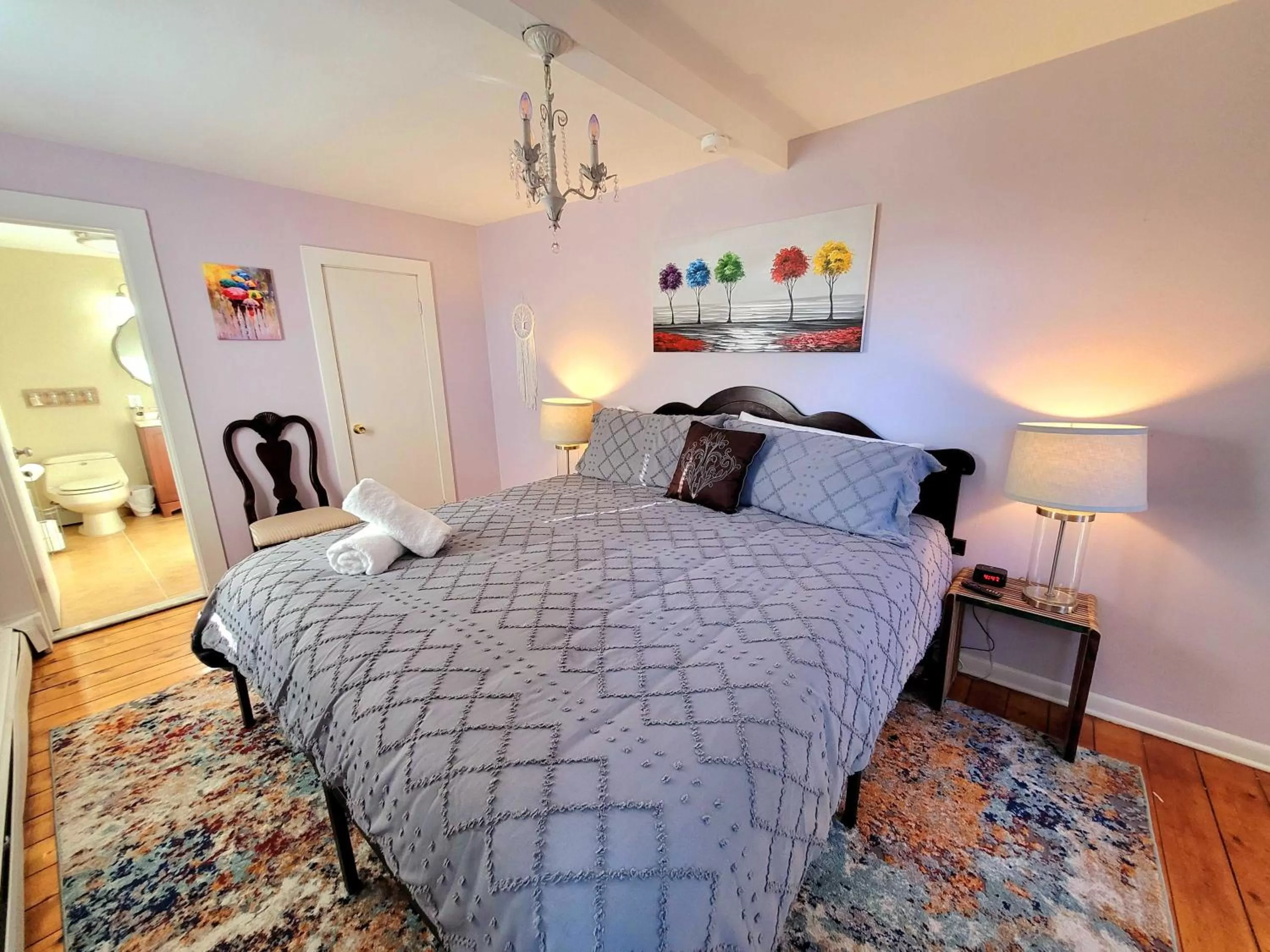 Bed in Pump House Inn & Spa