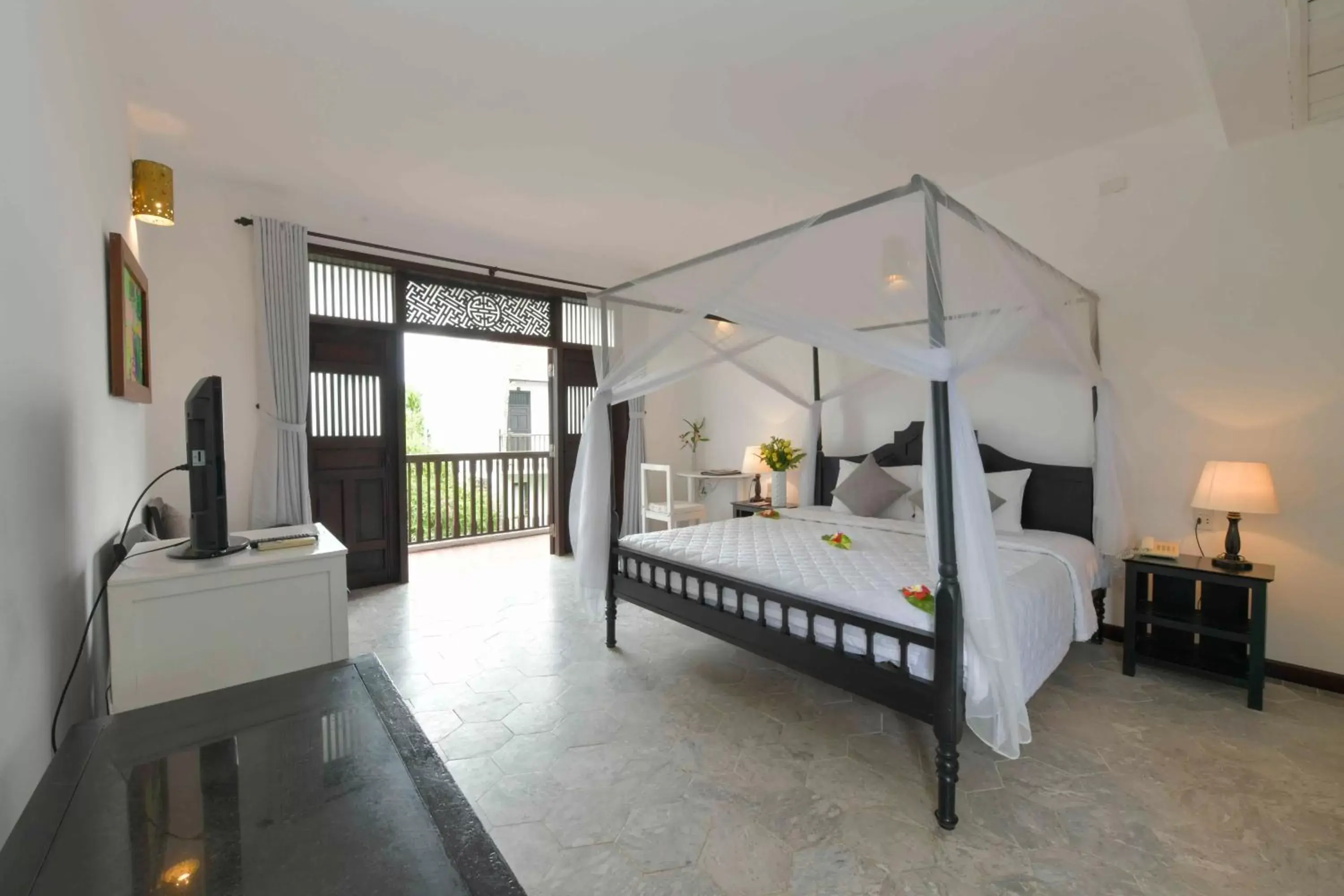 Balcony/Terrace, Bed in Hoi An Ancient House Resort & Spa