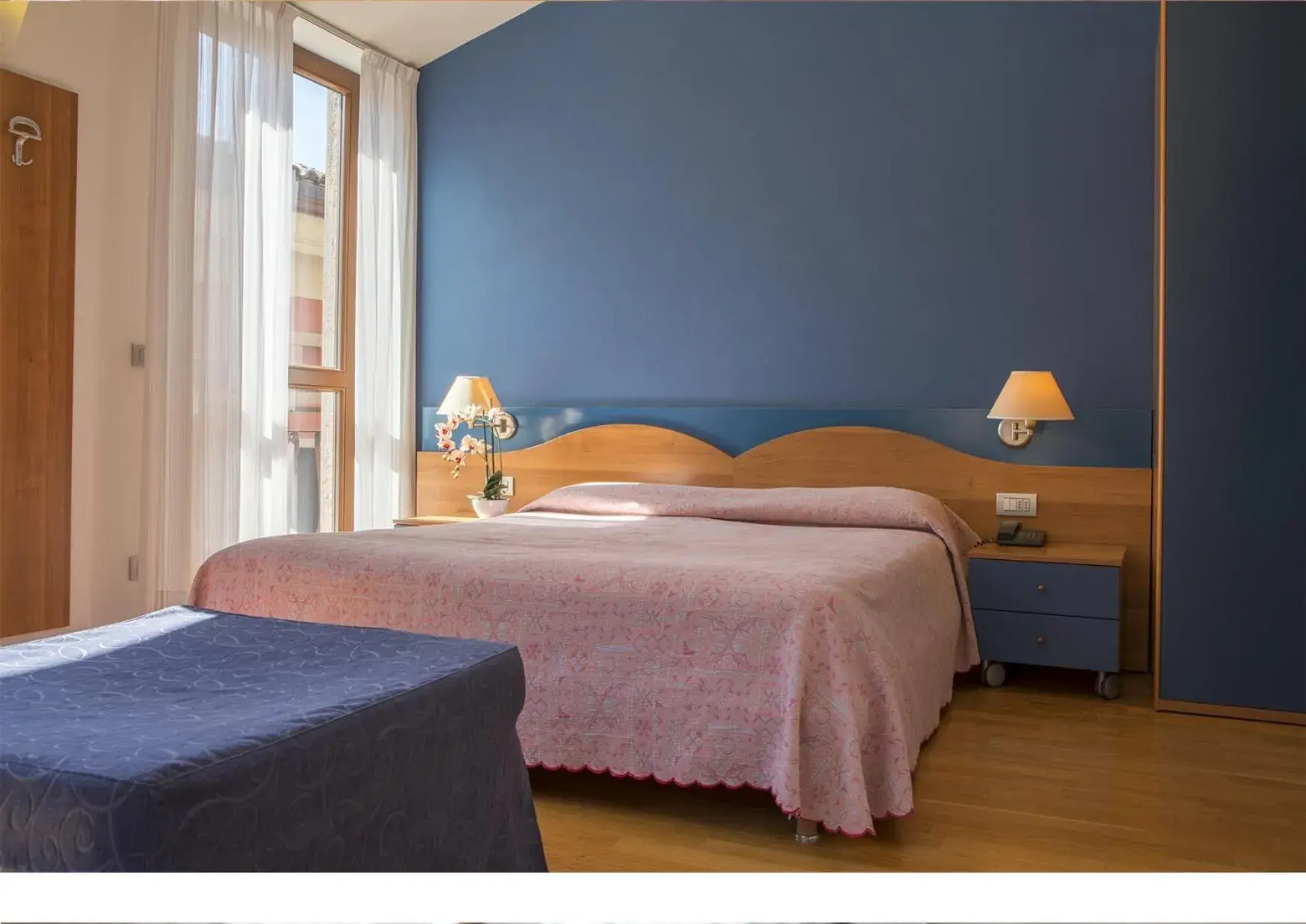 Bed in Hotel Lago Di Garda