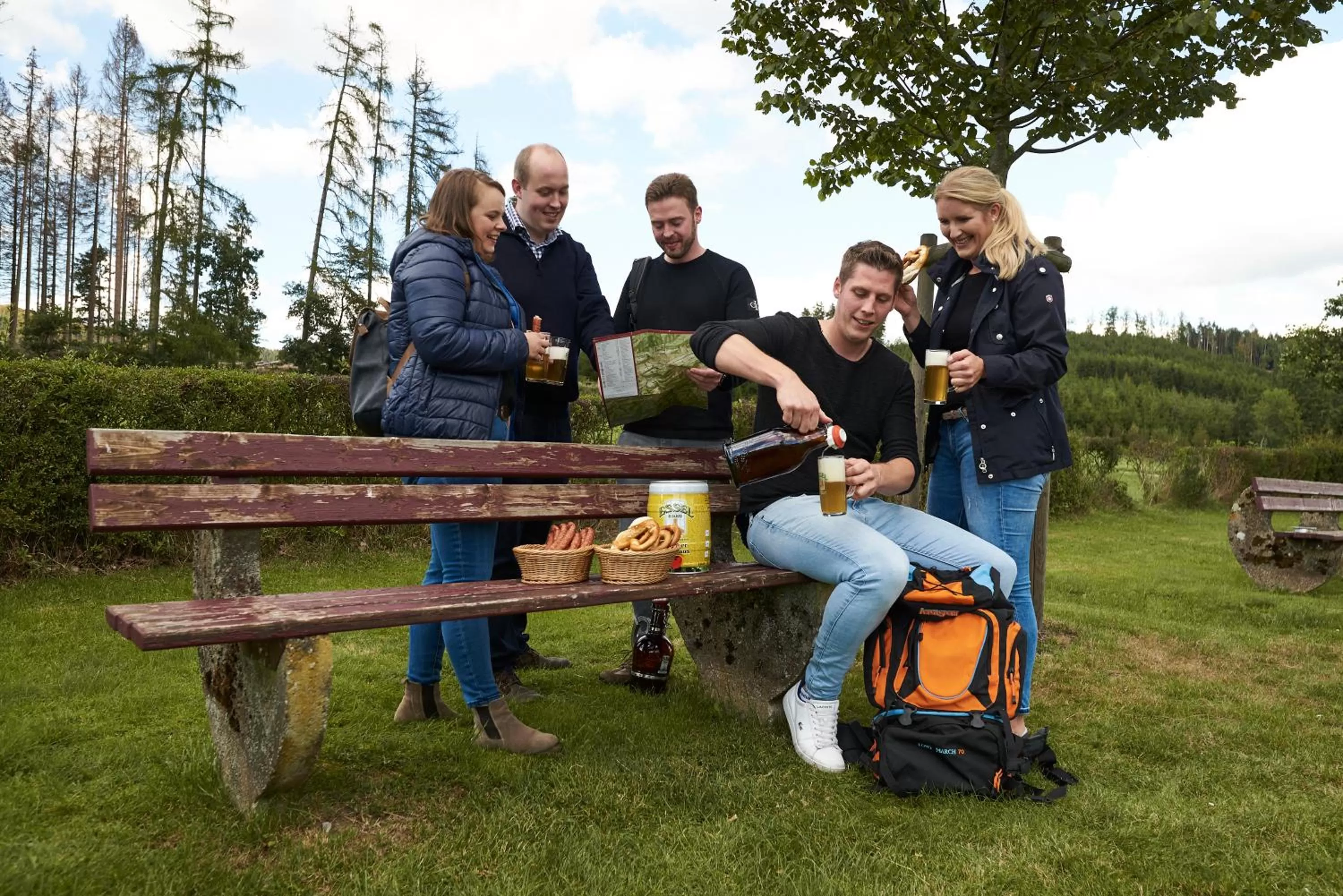 group of guests in Domschänke Eslohe Brauereigasthof