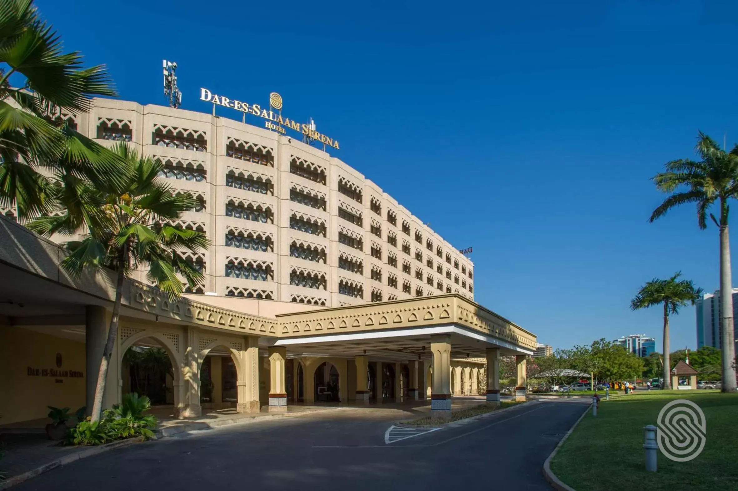 Facade/entrance, Property Building in Dar es Salaam Serena Hotel