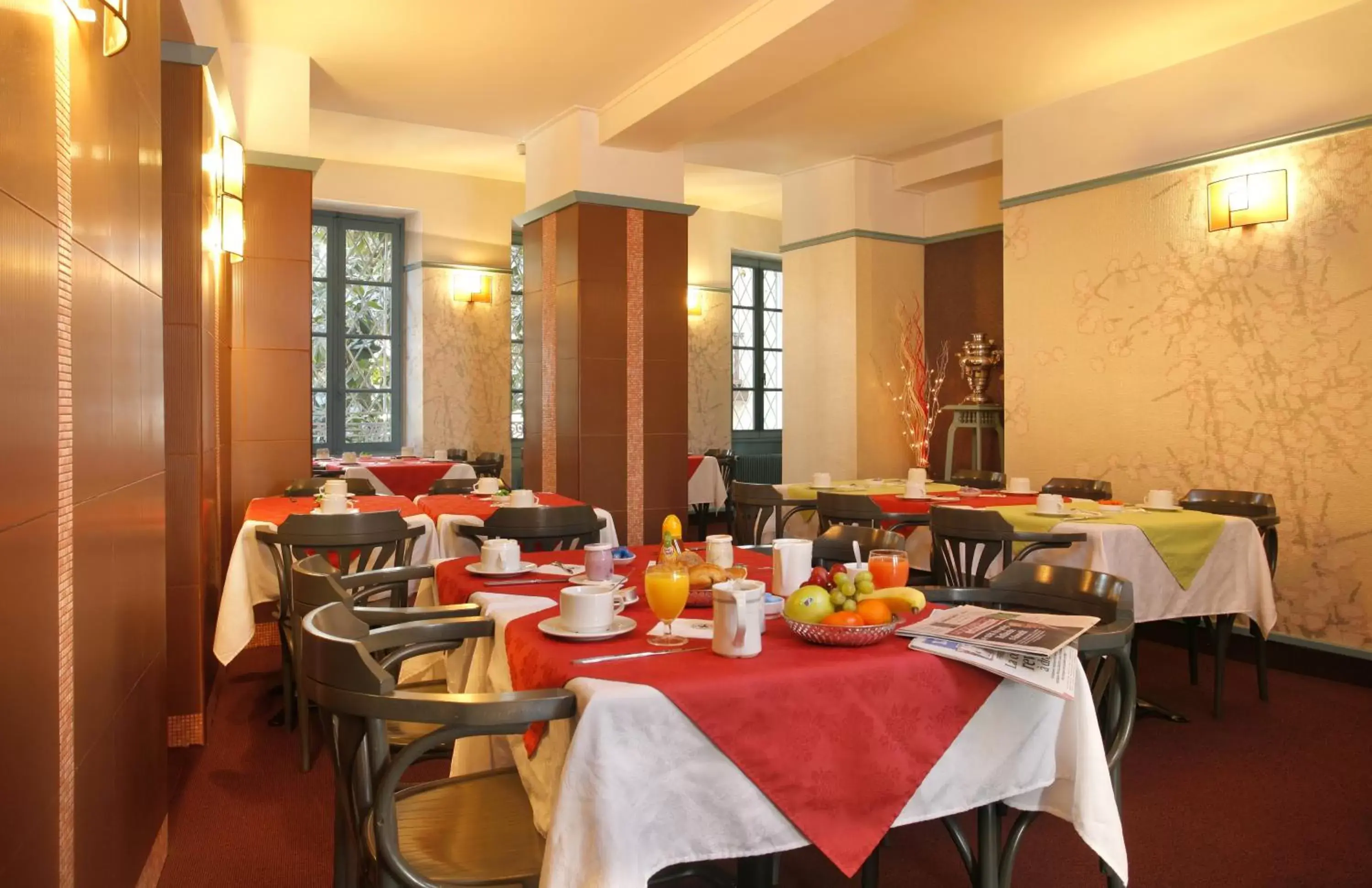 Restaurant/Places to Eat in Hotel De Gramont