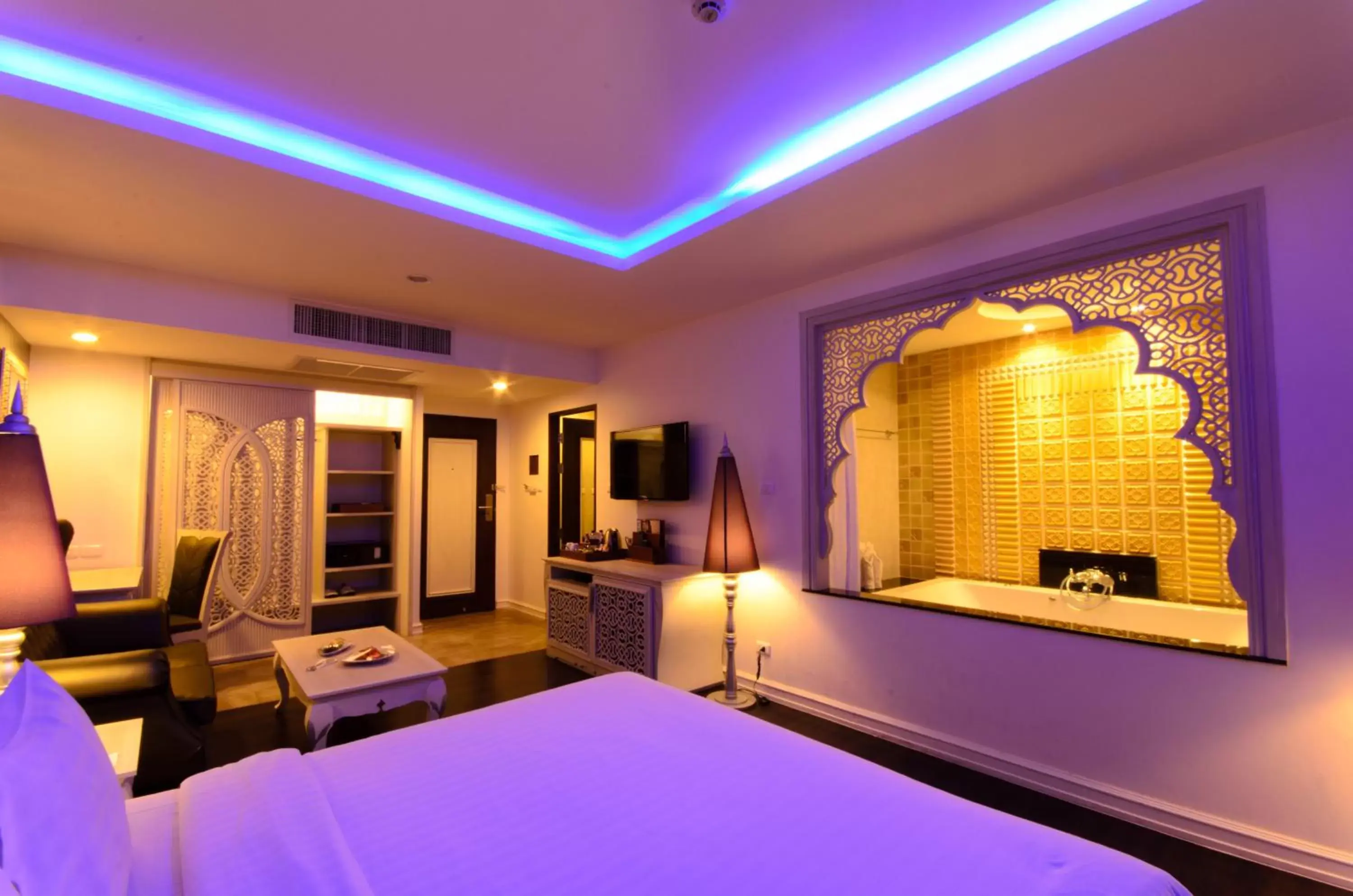 Bedroom in Chillax Resort - SHA Extra Plus