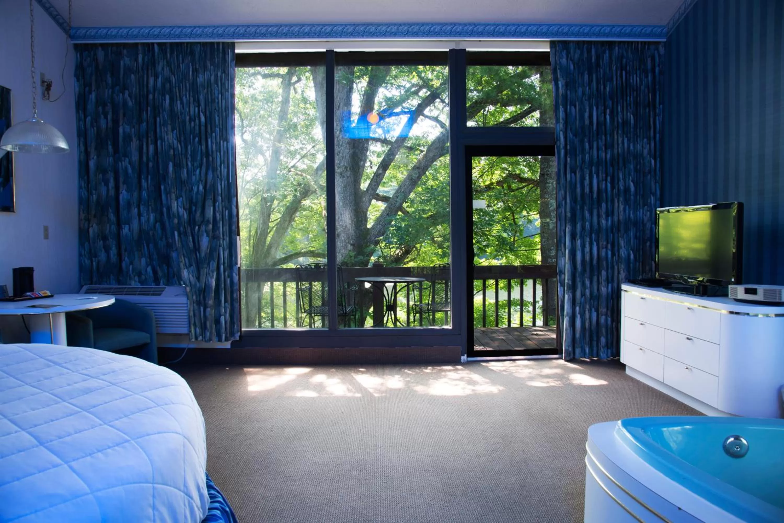 TV/Entertainment Center in Pocono Palace Resort