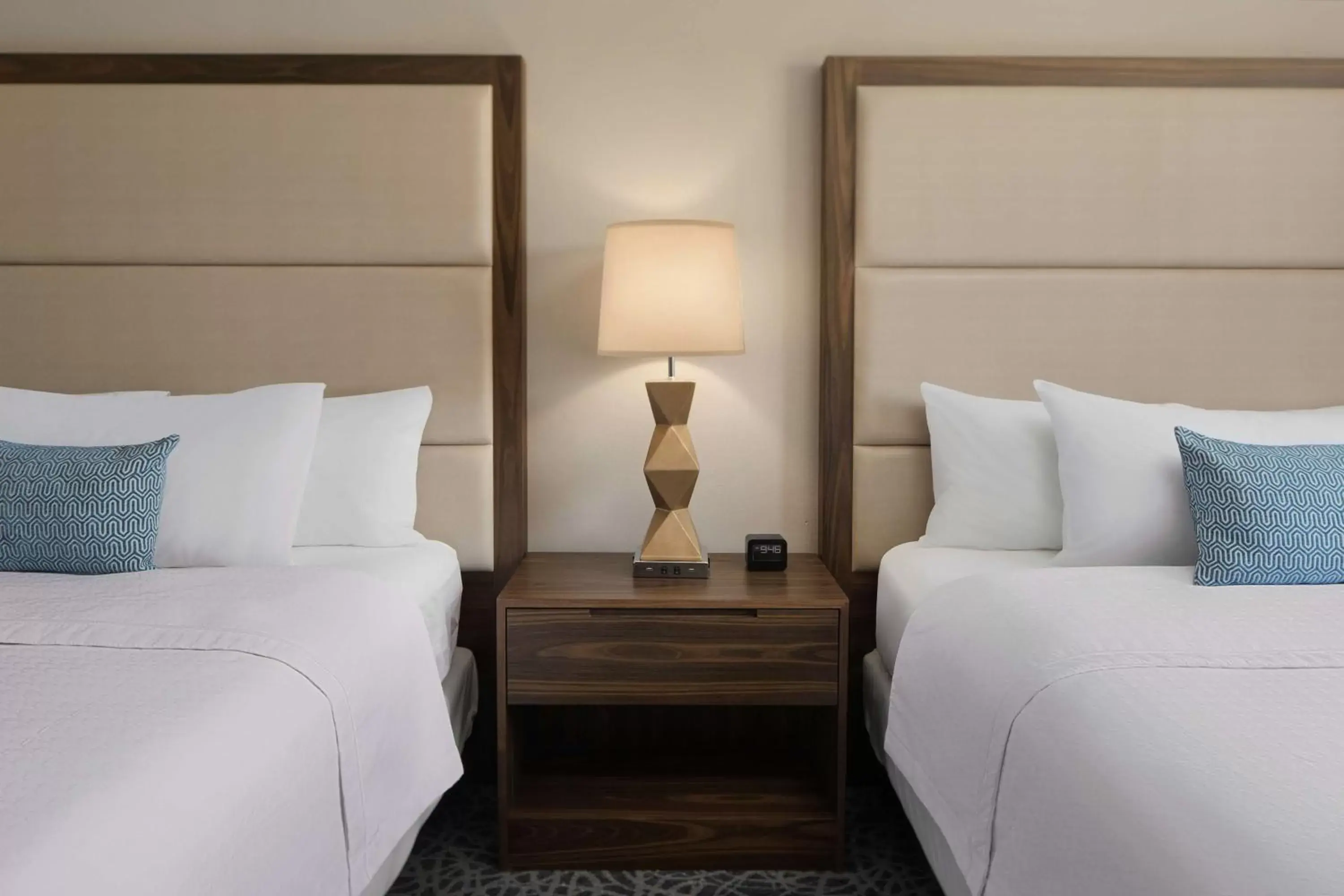 Bed, Seating Area in Homewood Suites by Hilton Lubbock