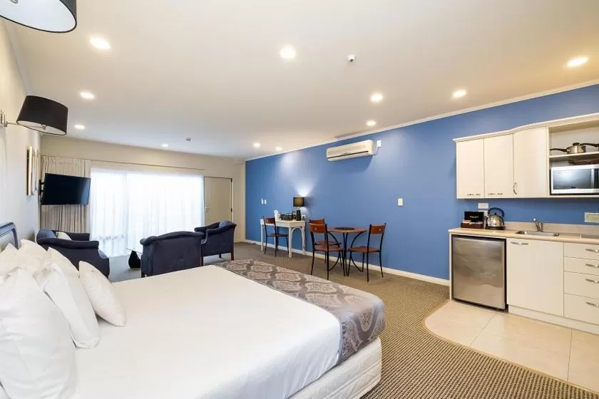 Photo of the whole room, Bed in Motel de la Mer