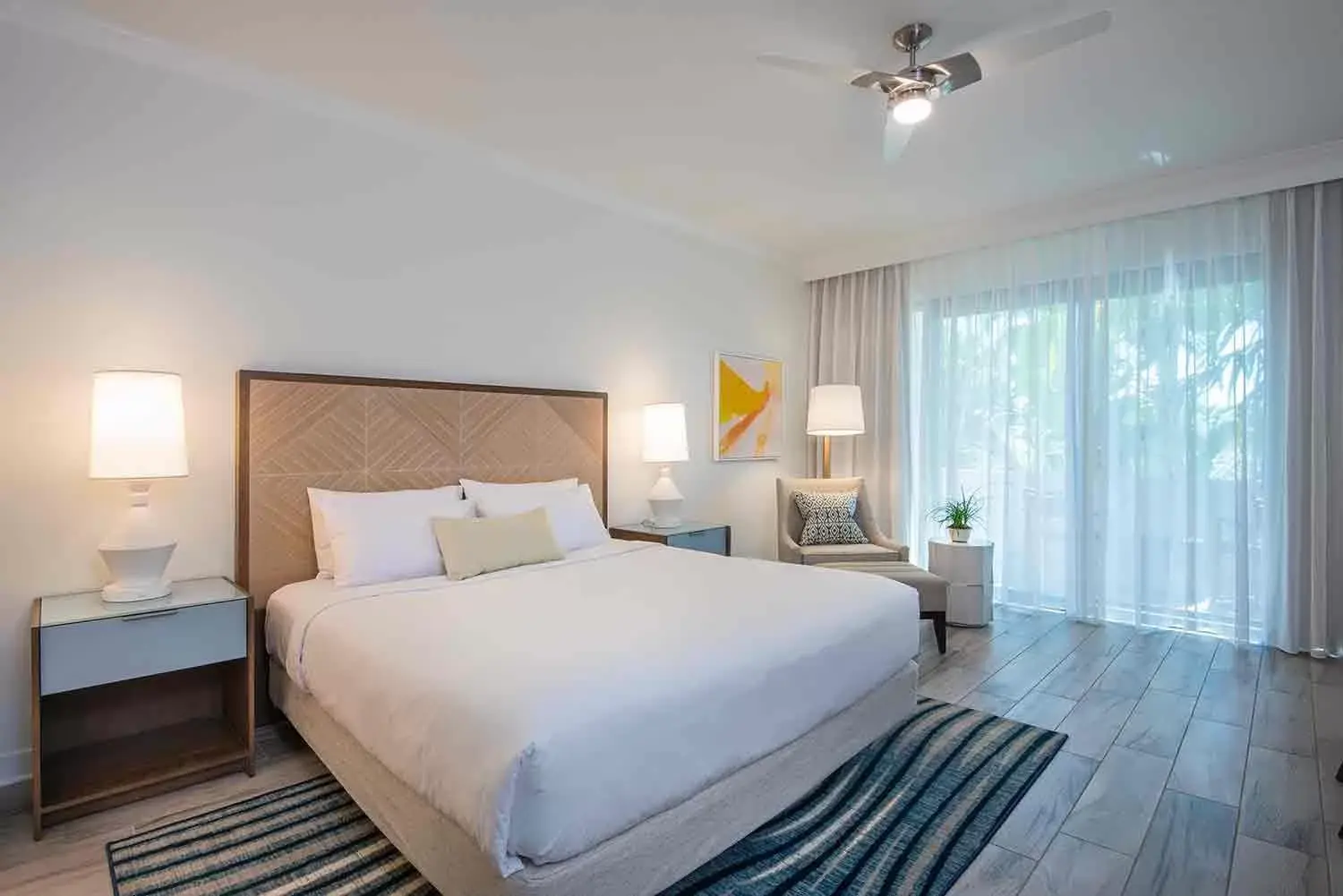 Bedroom, Bed in Hawks Cay Resort