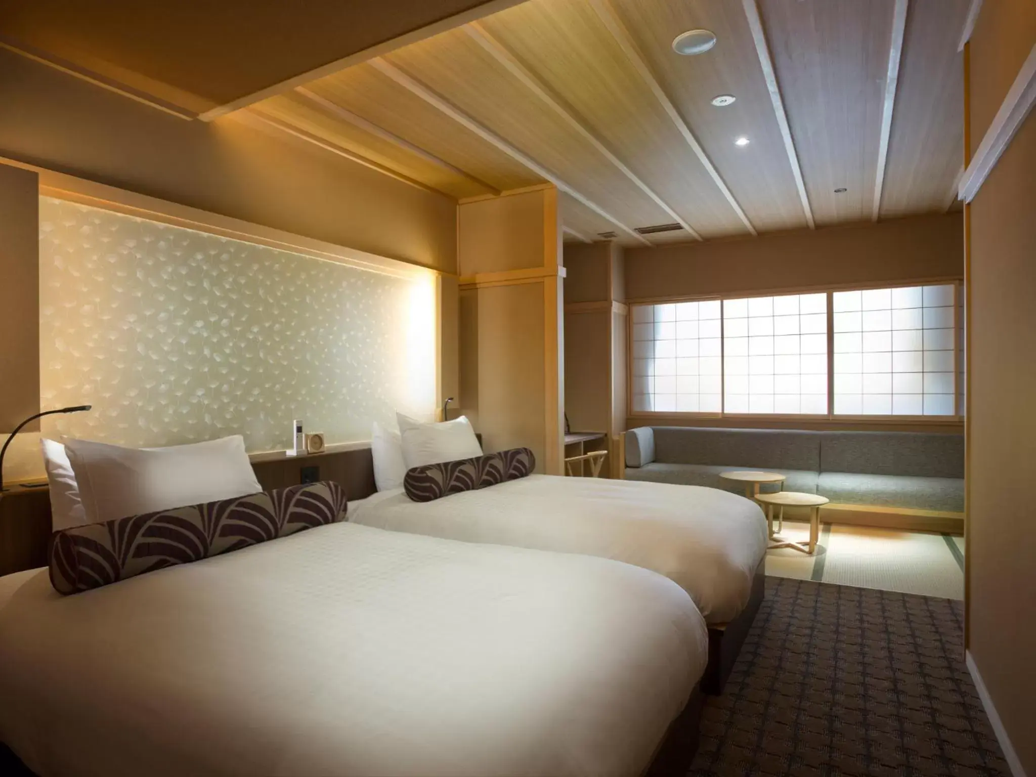 Photo of the whole room, Bed in Saka Hotel Kyoto