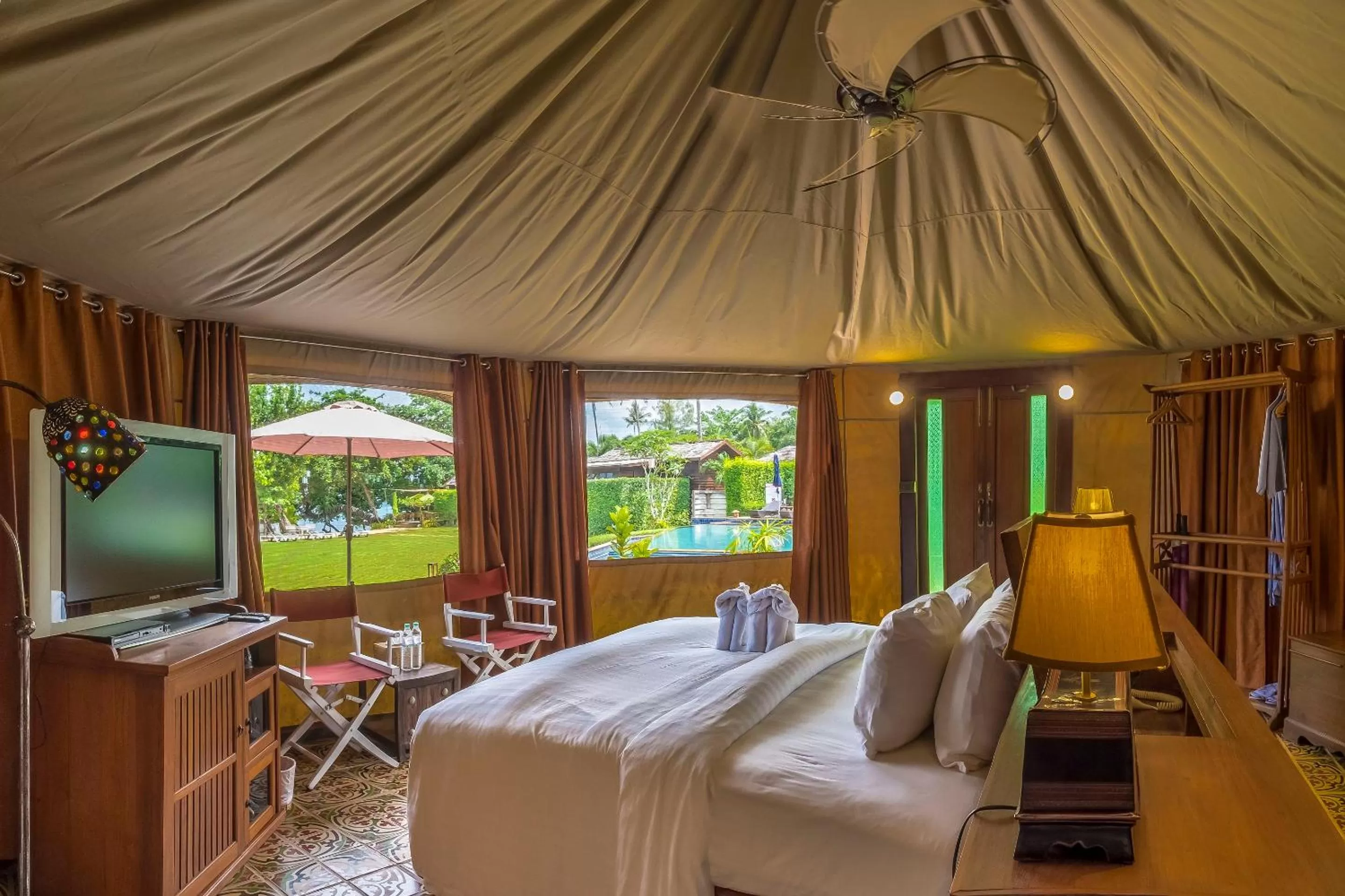 Tent in GajaPuri Resort Koh Chang