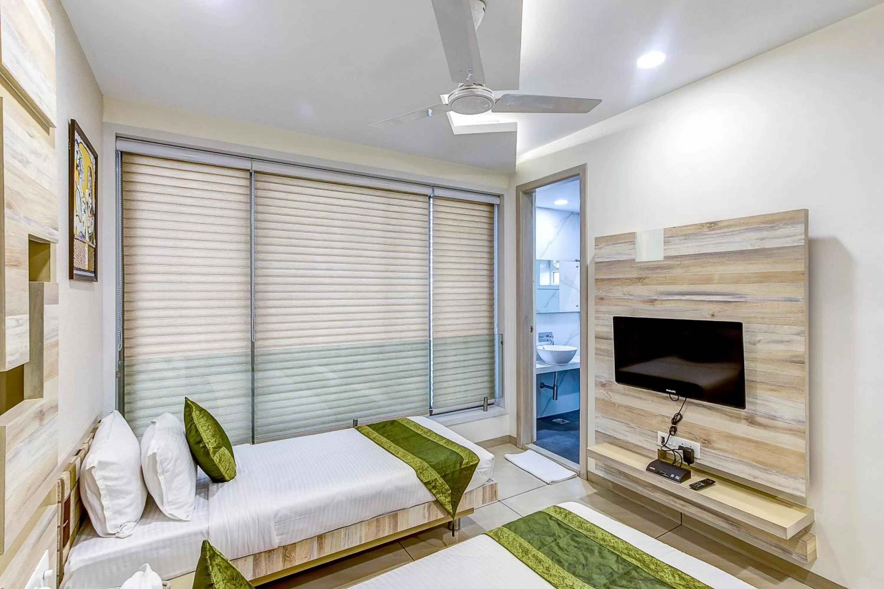 TV and multimedia, Bed in Treebo Daksh Residency