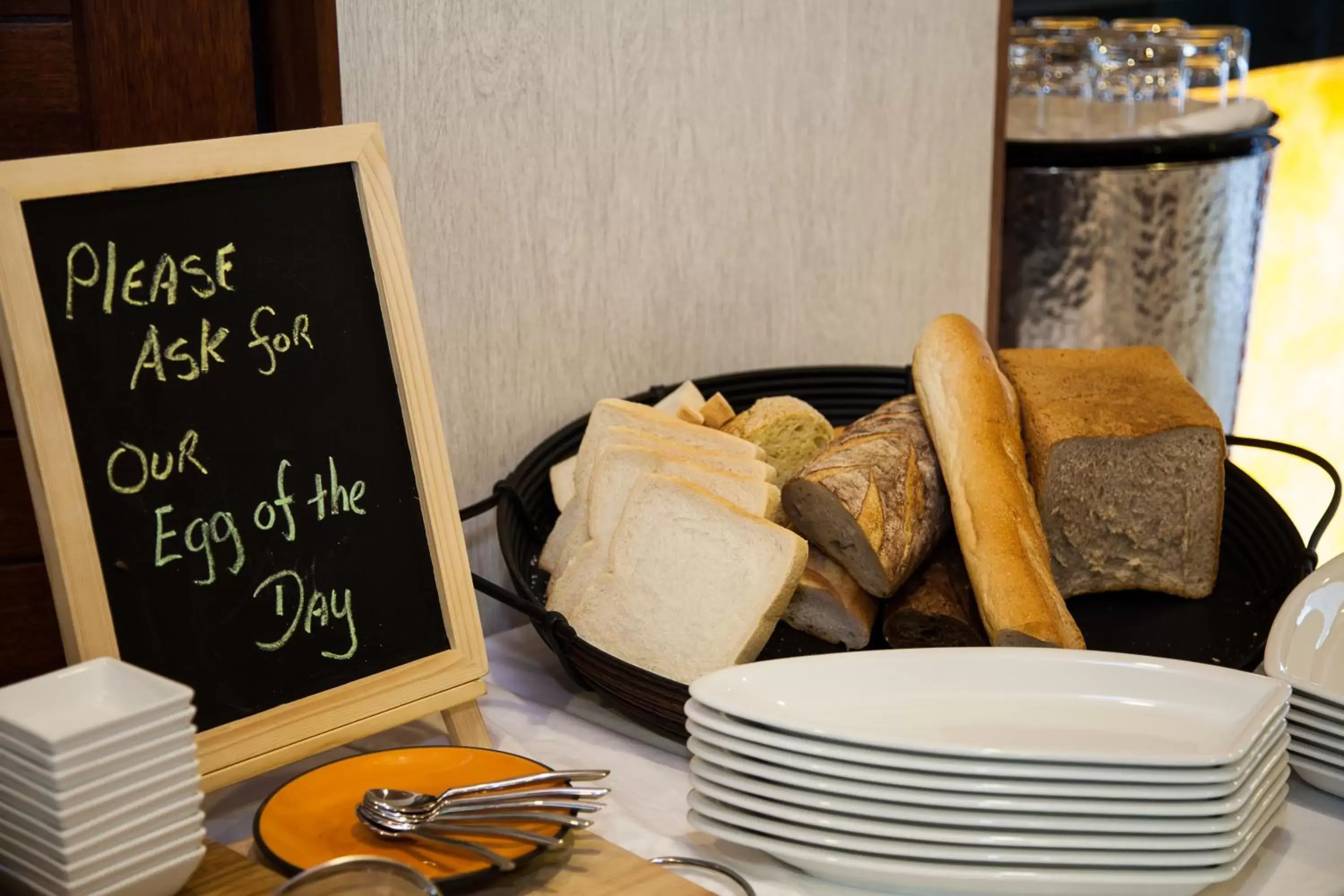 Food and drinks in The Privilege Hotel Ezra Beach Club Food and drinks in The Privilege Hotel Ezra Beach Club