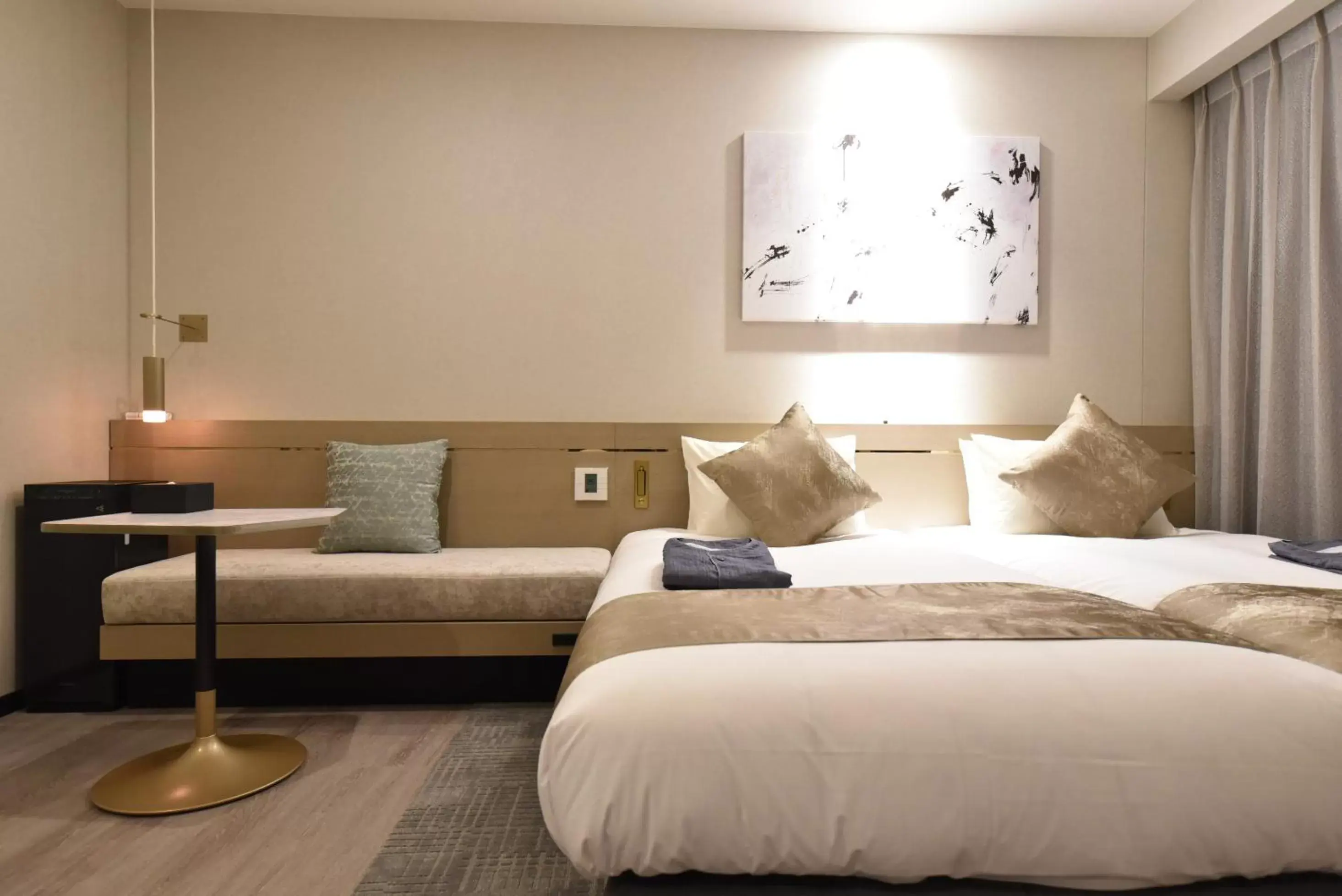 Bed in Hotel Cordia Osaka Hommachi