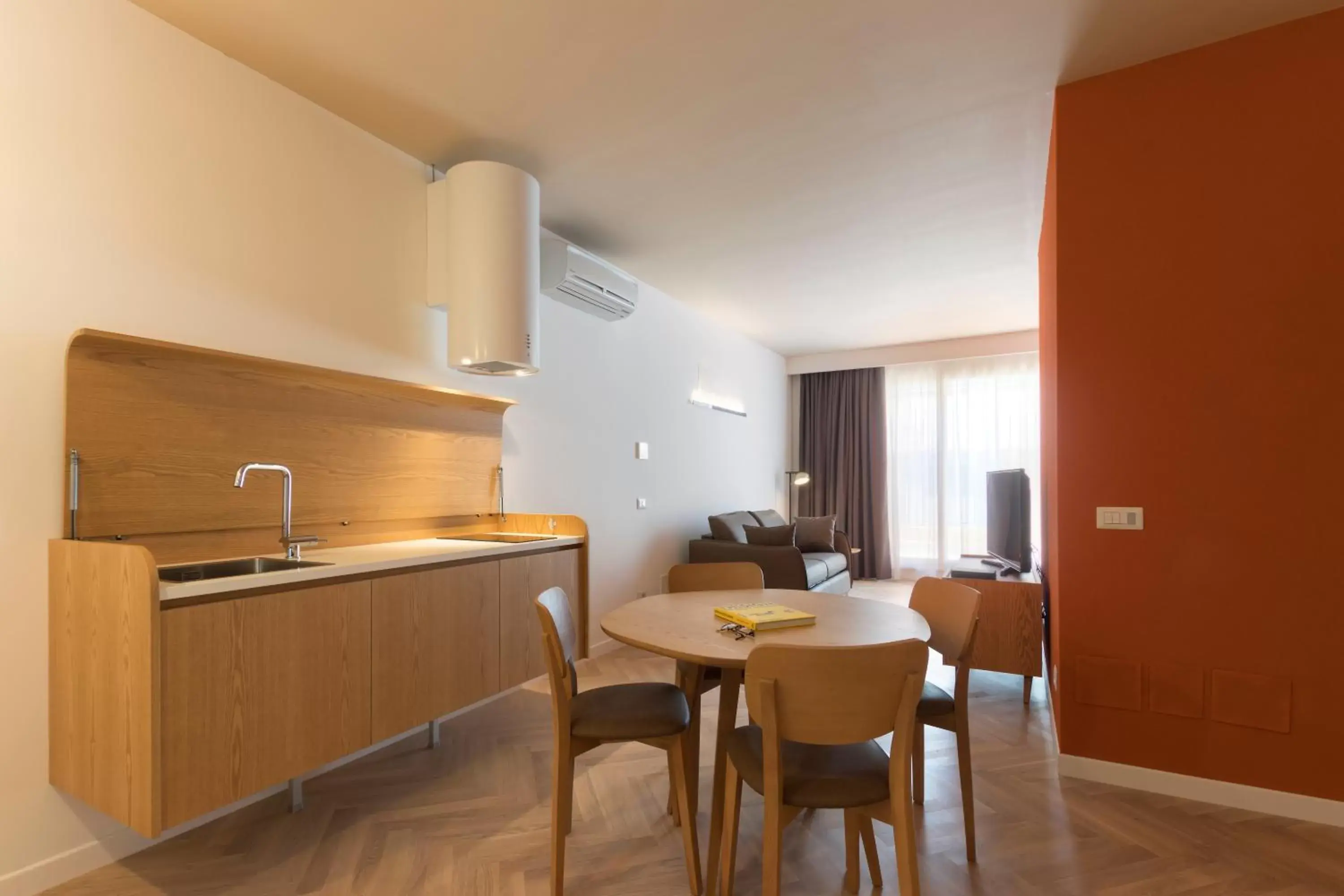 Kitchen or kitchenette, Dining Area in Metropolitan Suites