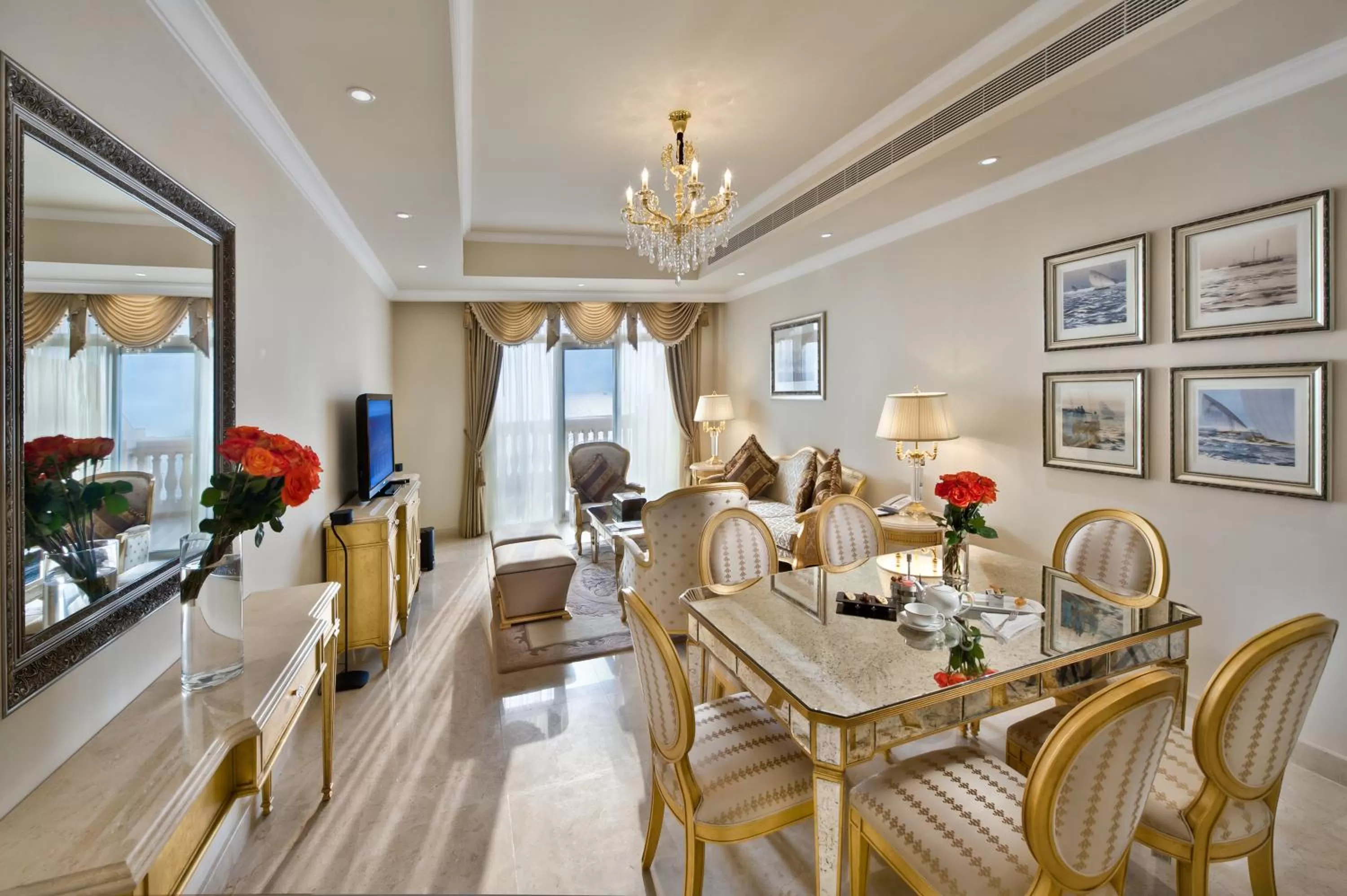 Living room in Kempinski Hotel & Residences Palm Jumeirah