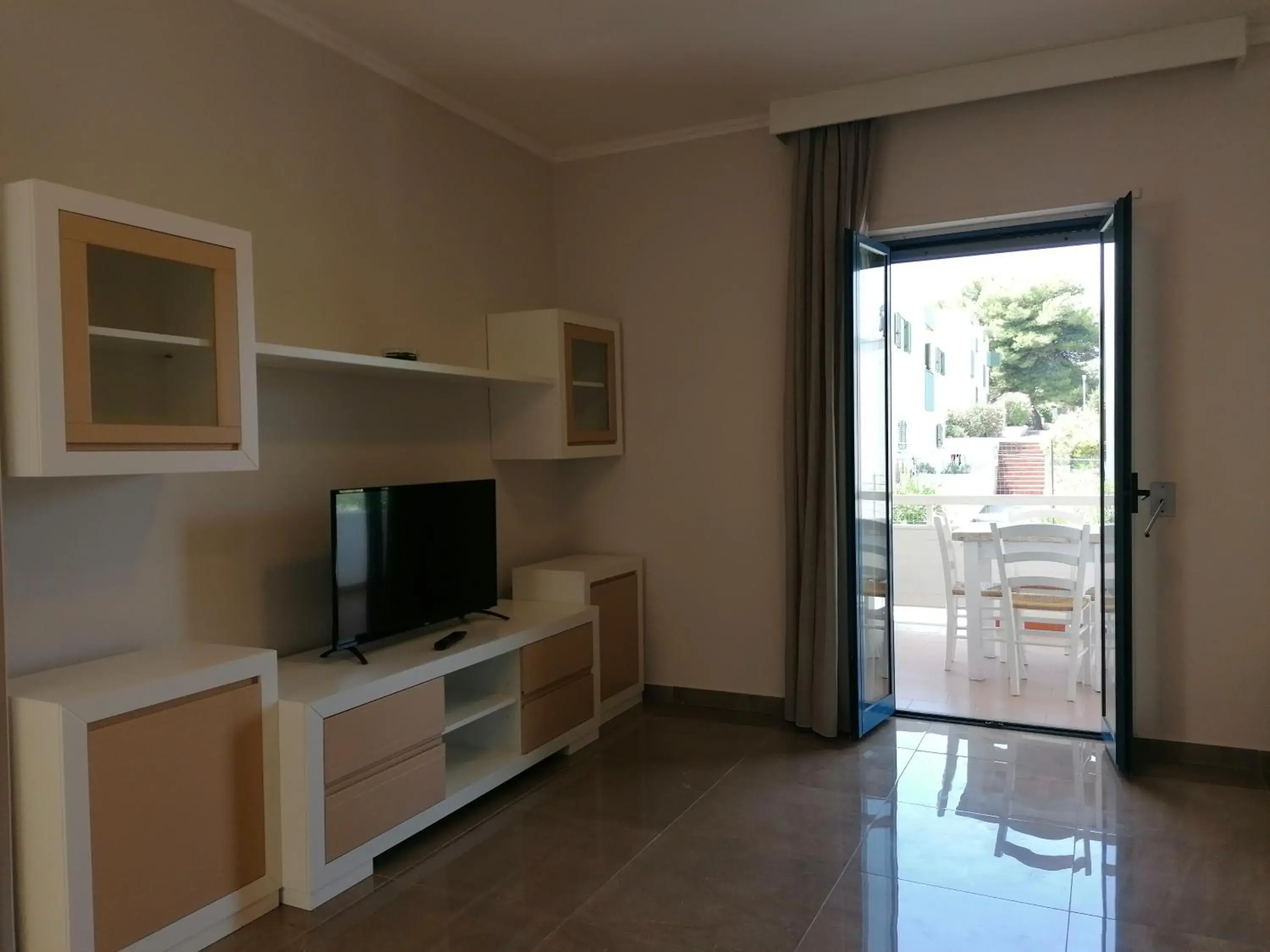 Living room, TV/Entertainment Center in Hotel Residence La Corvetta