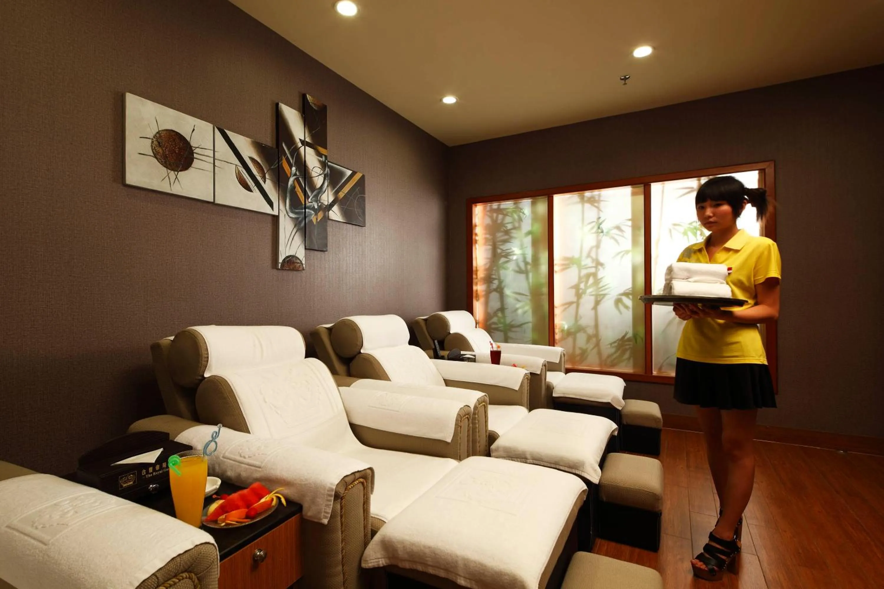 Massage in Guangzhou The Royal Garden Hotel