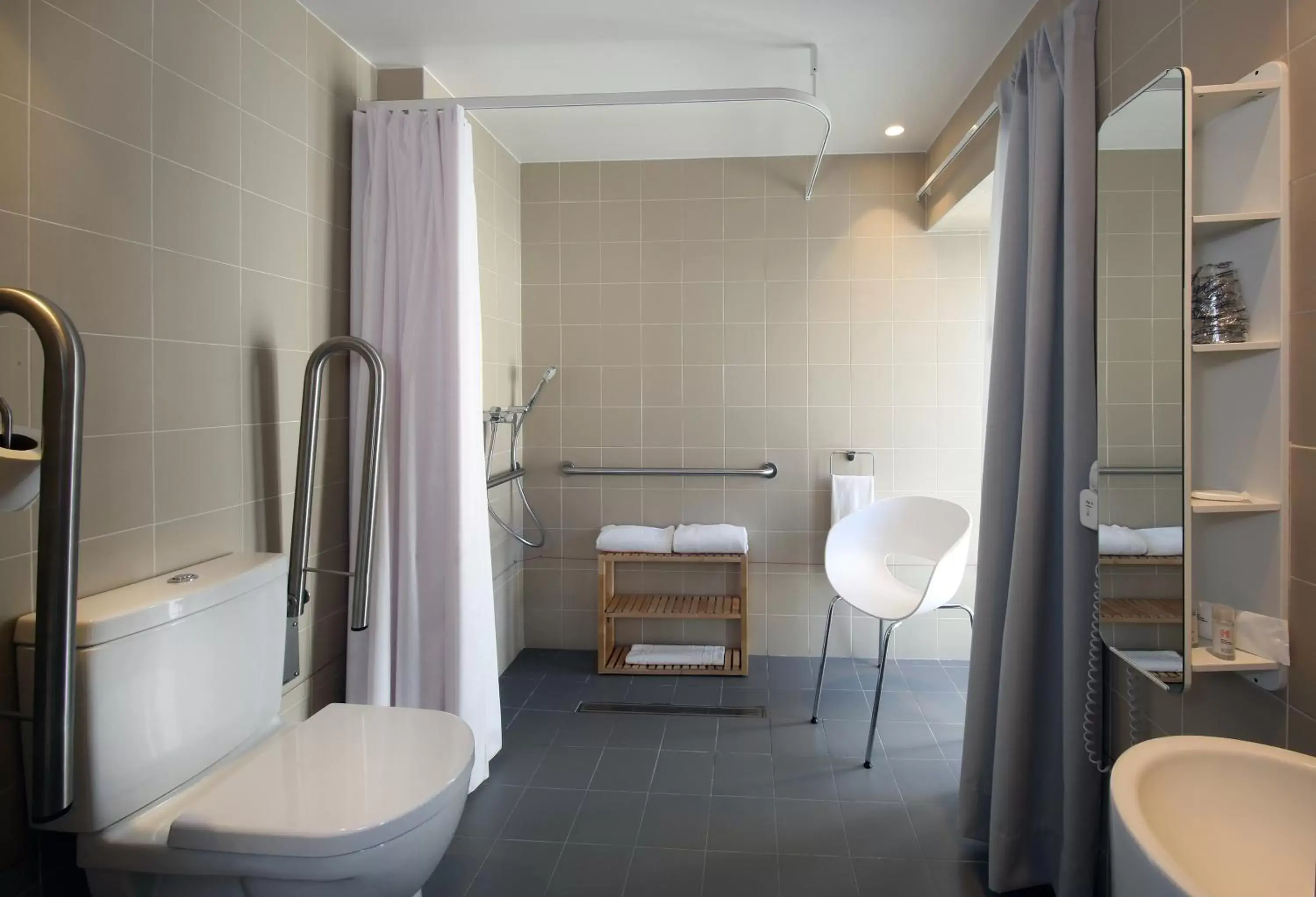 Area and facilities, Bathroom in Hotel Convento do Salvador