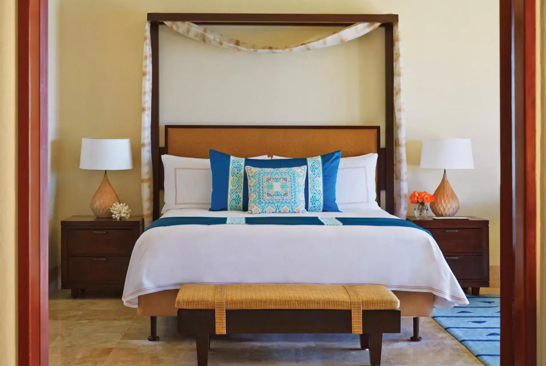 Bedroom, Bed in Four Seasons Resort Punta Mita