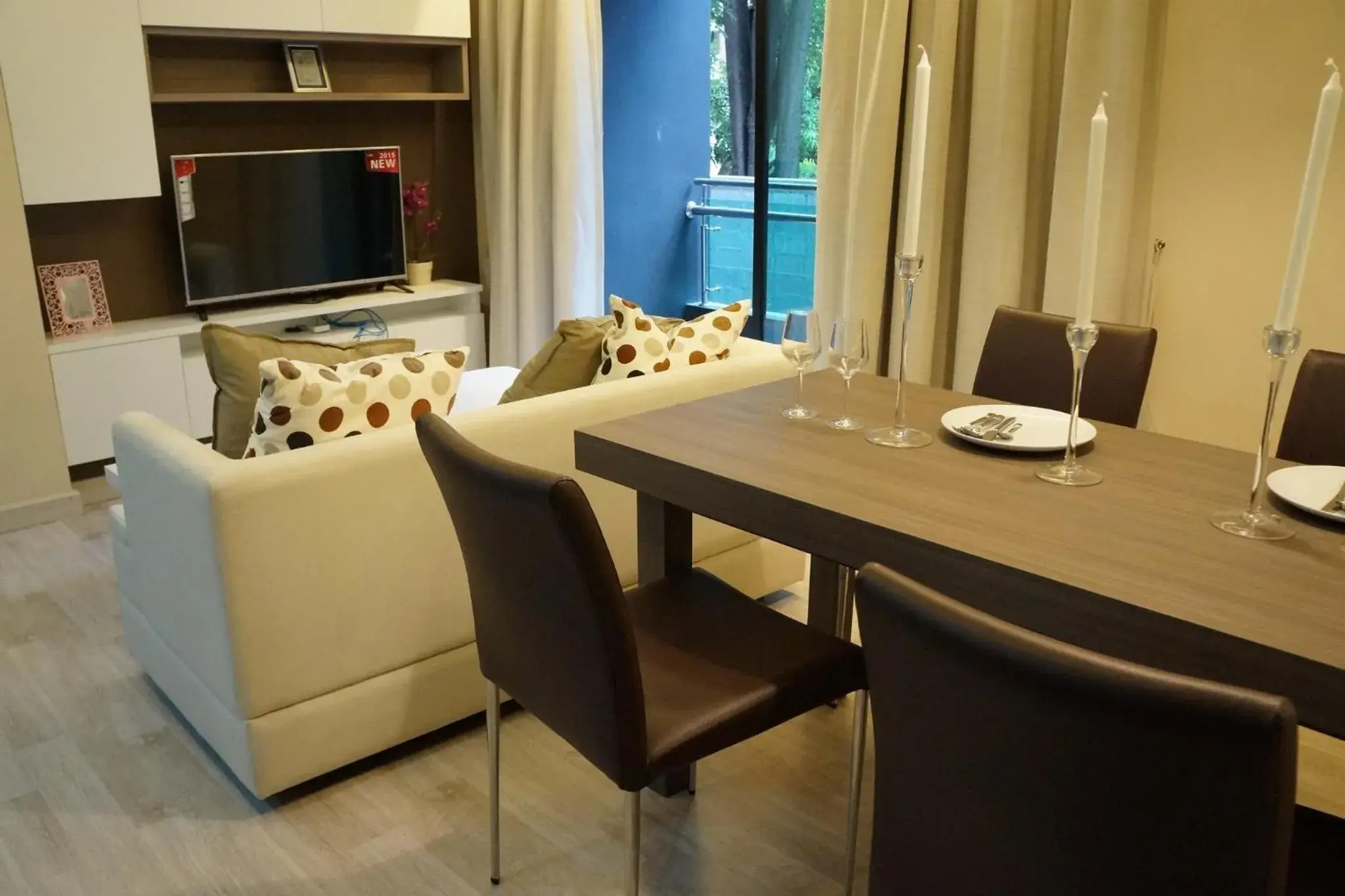 Living room, TV/Entertainment Center in Avatar Suites Hotel - SHA Extra Plus