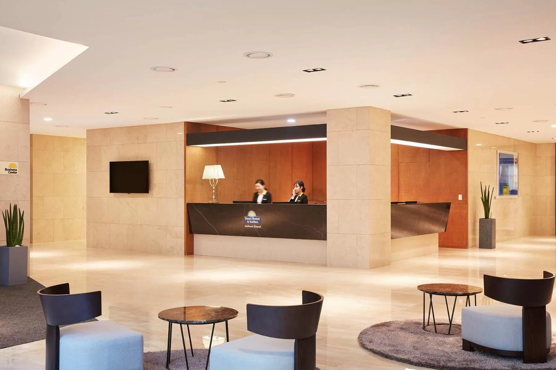 Lobby or reception in Days Hotel & Suites by Wyndham Incheon Airport
