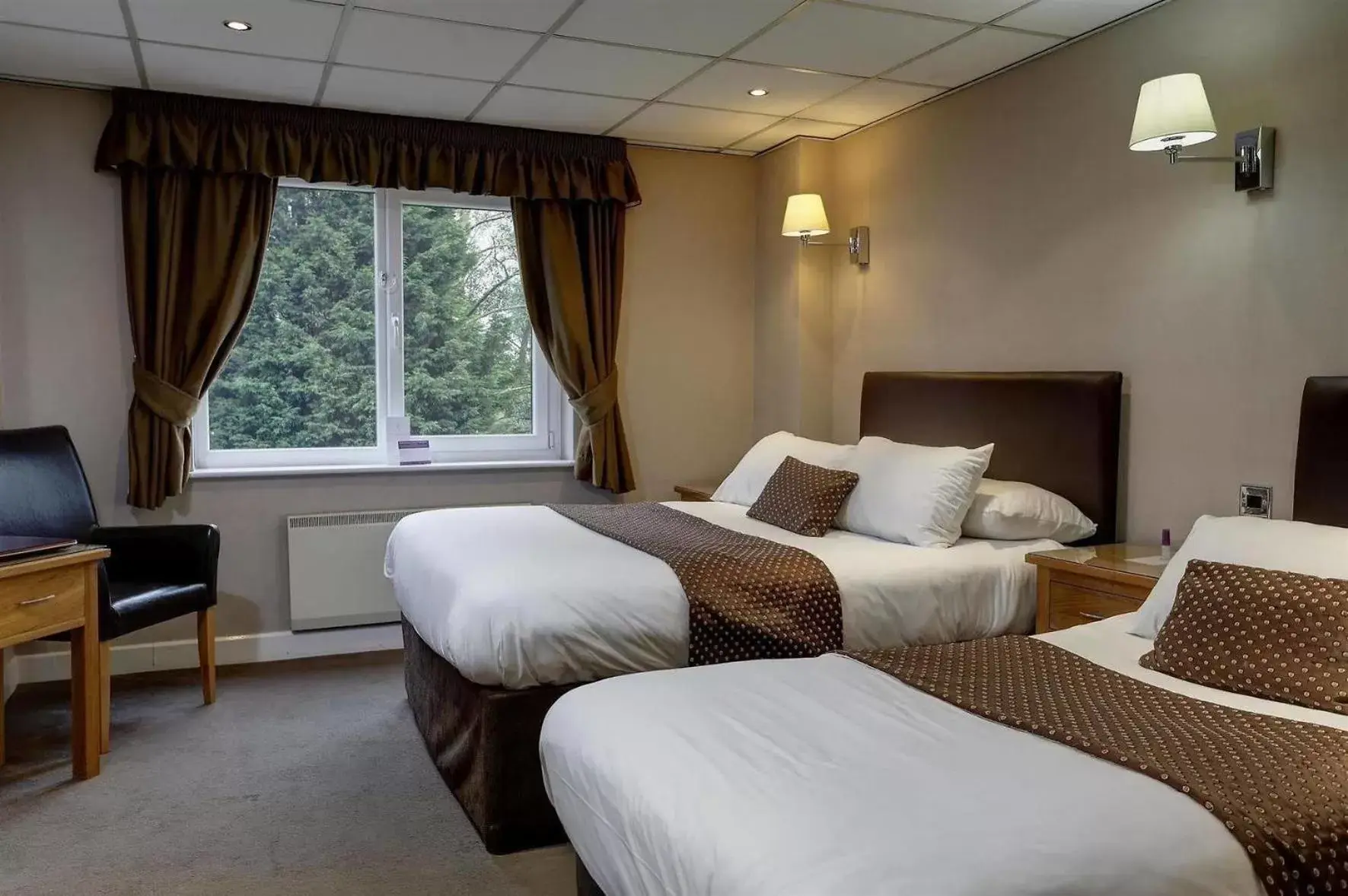 Bed in BRILLIANT Park Hall Hotel,Chorley