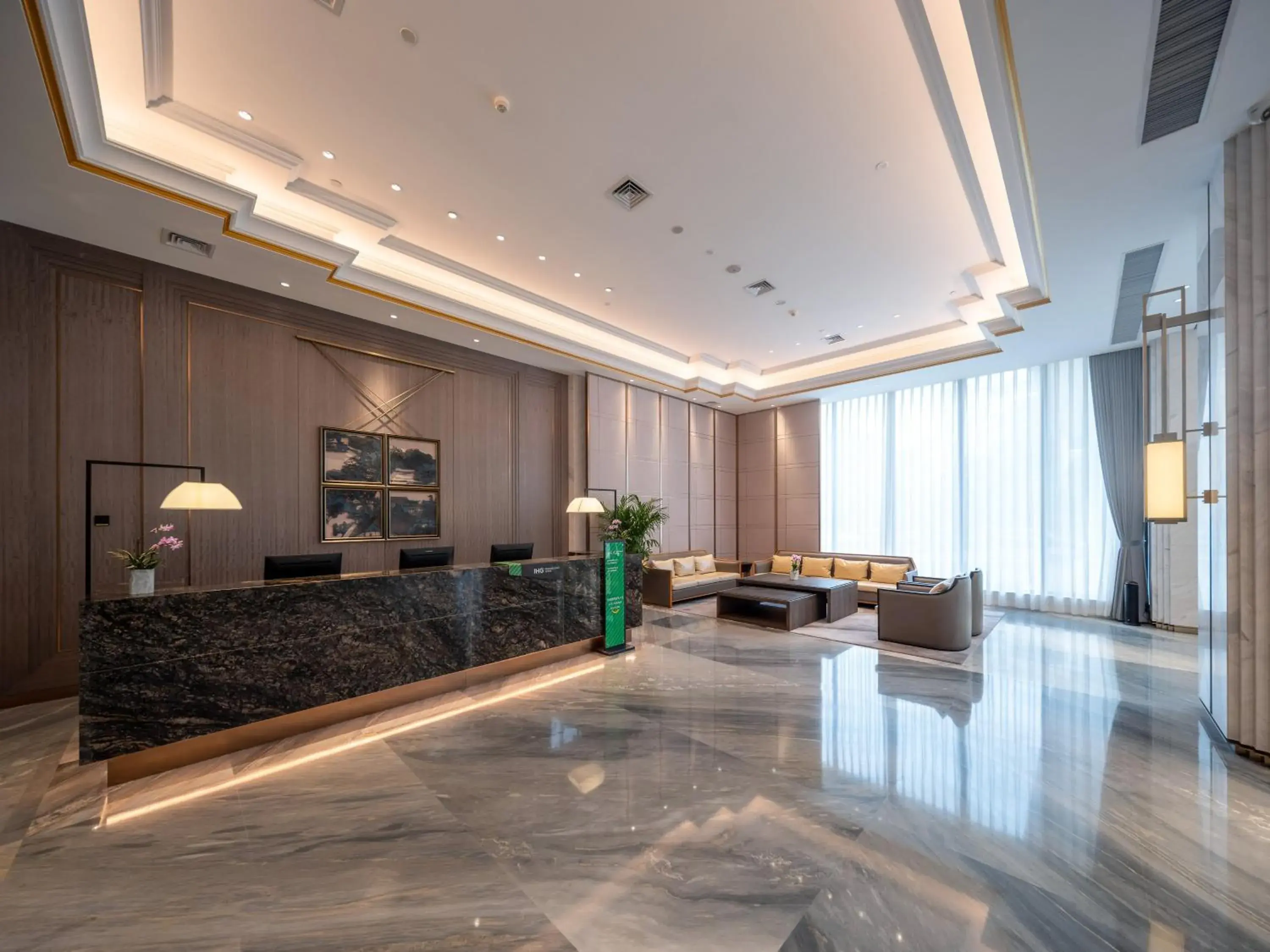 Property building, Lobby/Reception in Holiday Inn Zhengzhou Zhongzhou, an IHG Hotel