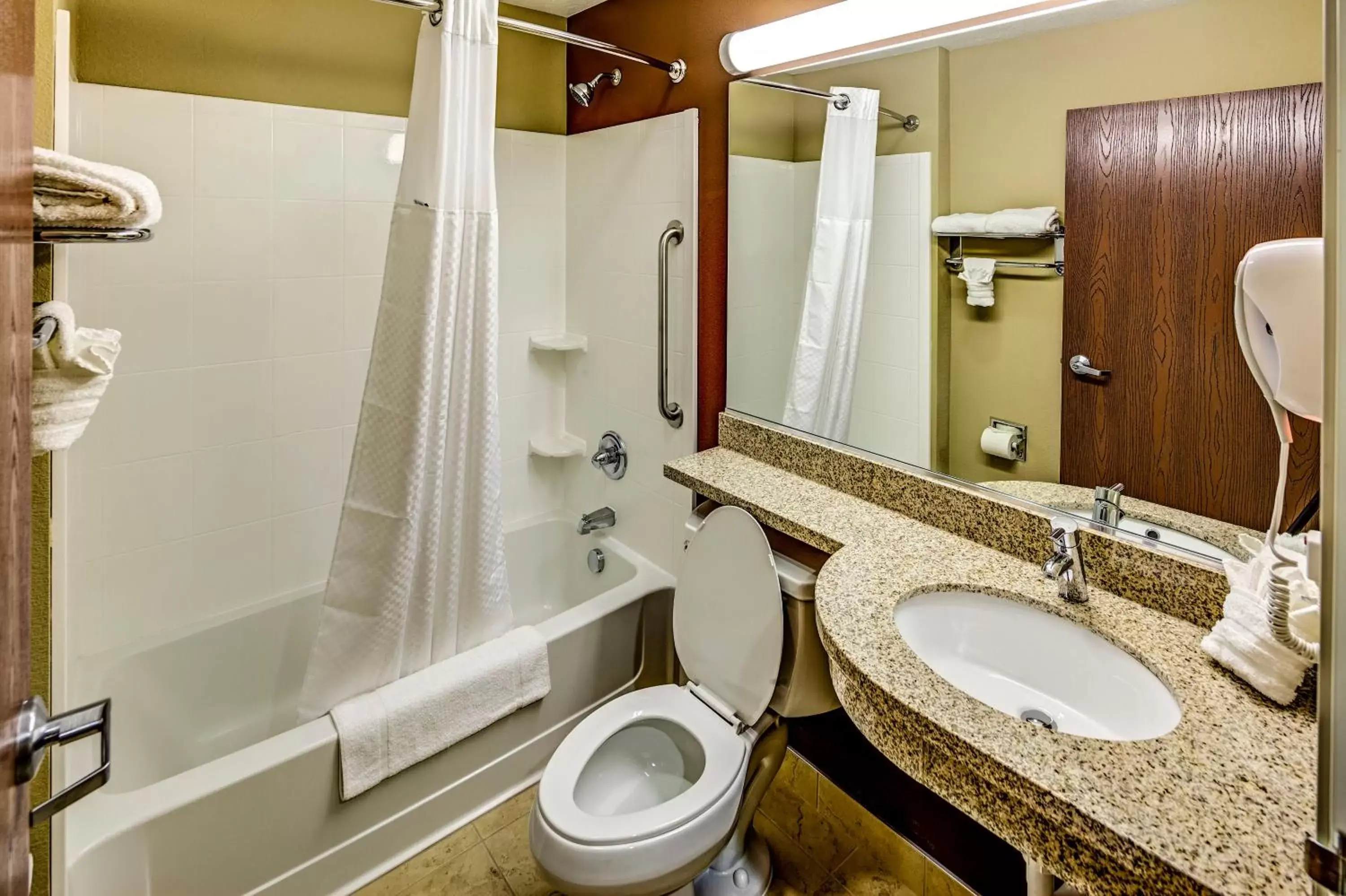 Bathroom in Microtel Inn and Suites North Canton