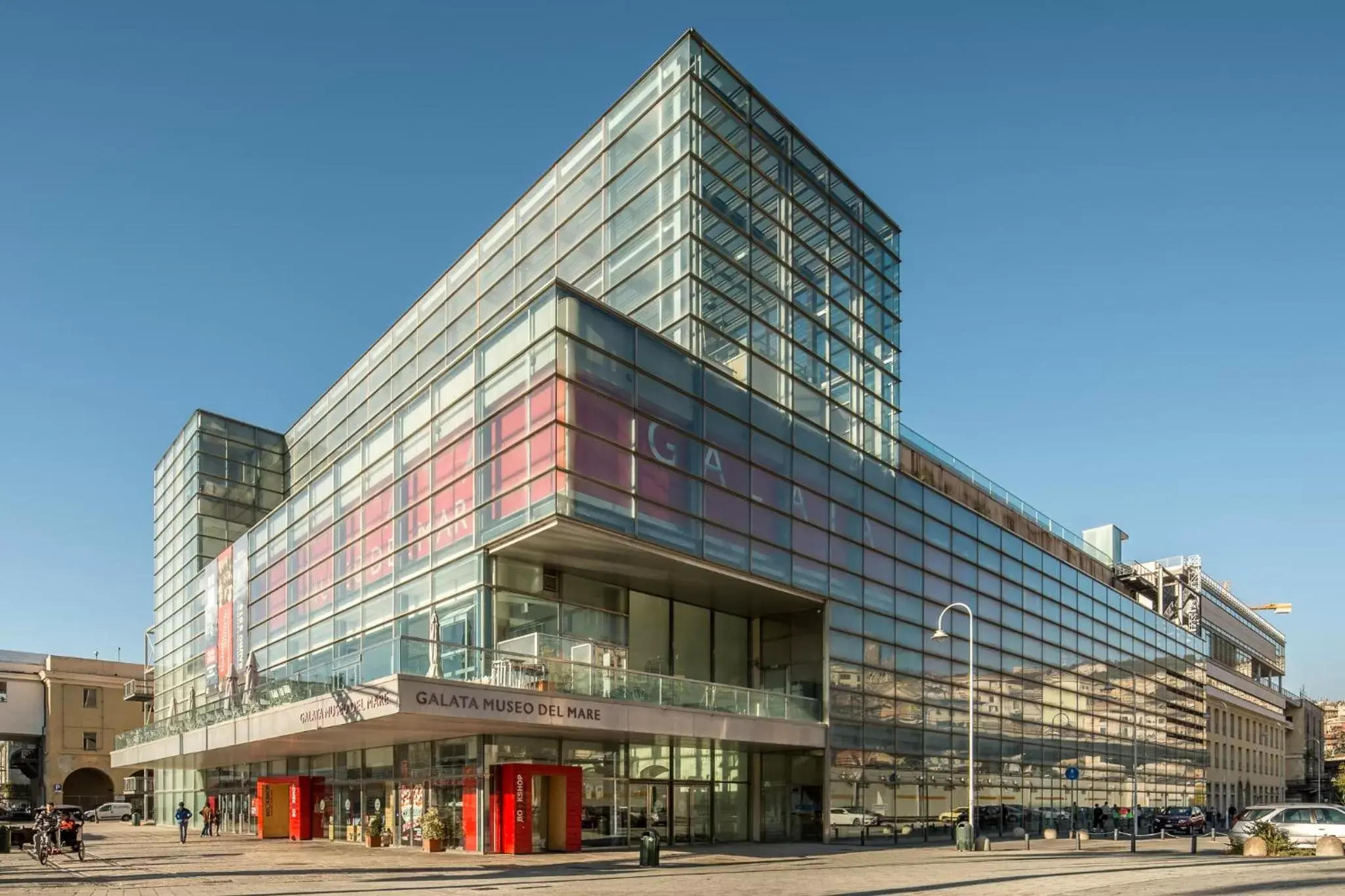 Nearby landmark, Property Building in Hotel Astoria