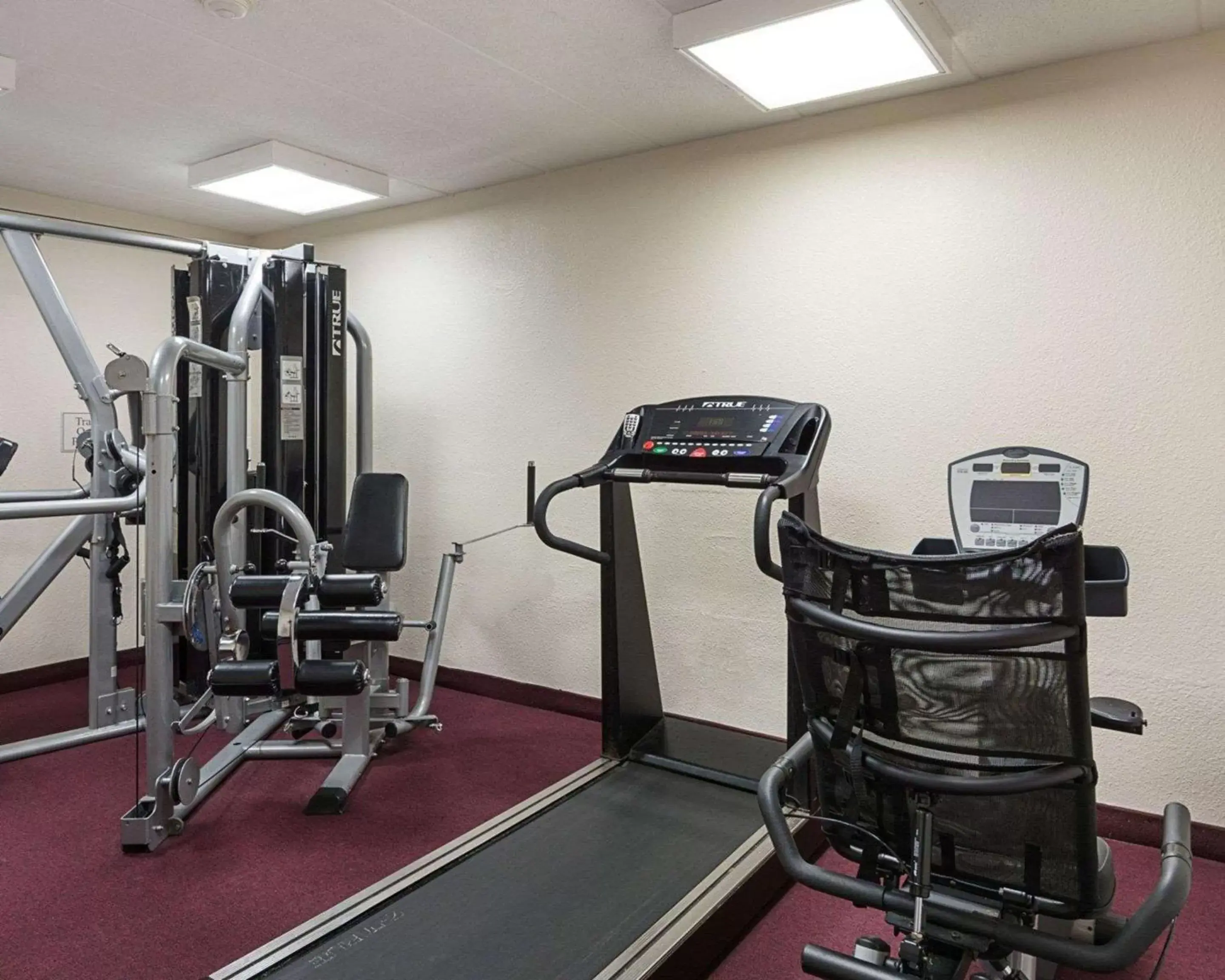 Fitness centre/facilities in Comfort Inn Oxon Hill - National Harbor Fitness centre/facilities in Comfort Inn Oxon Hill - National Harbor
