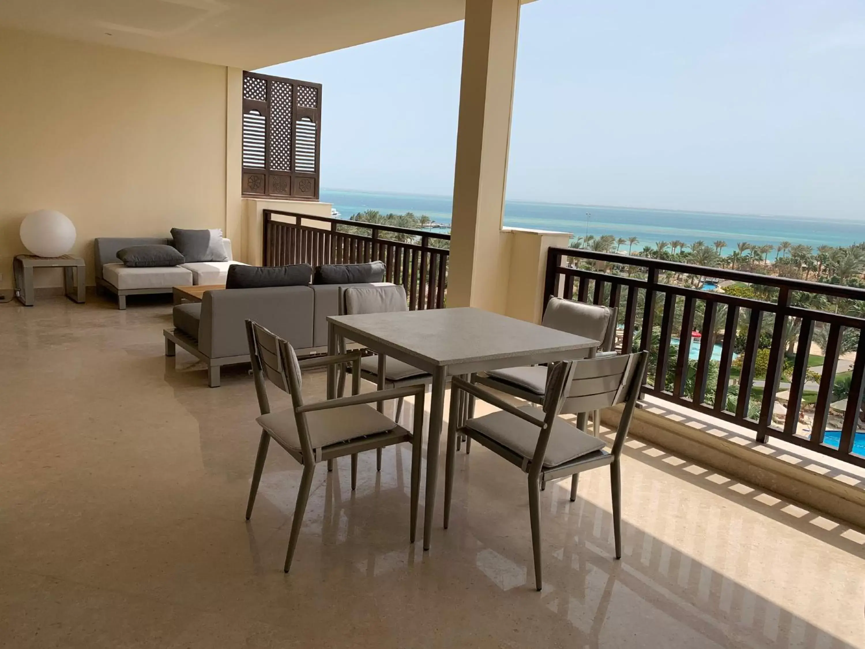 Balcony/Terrace in Steigenberger Aldau Beach Hotel