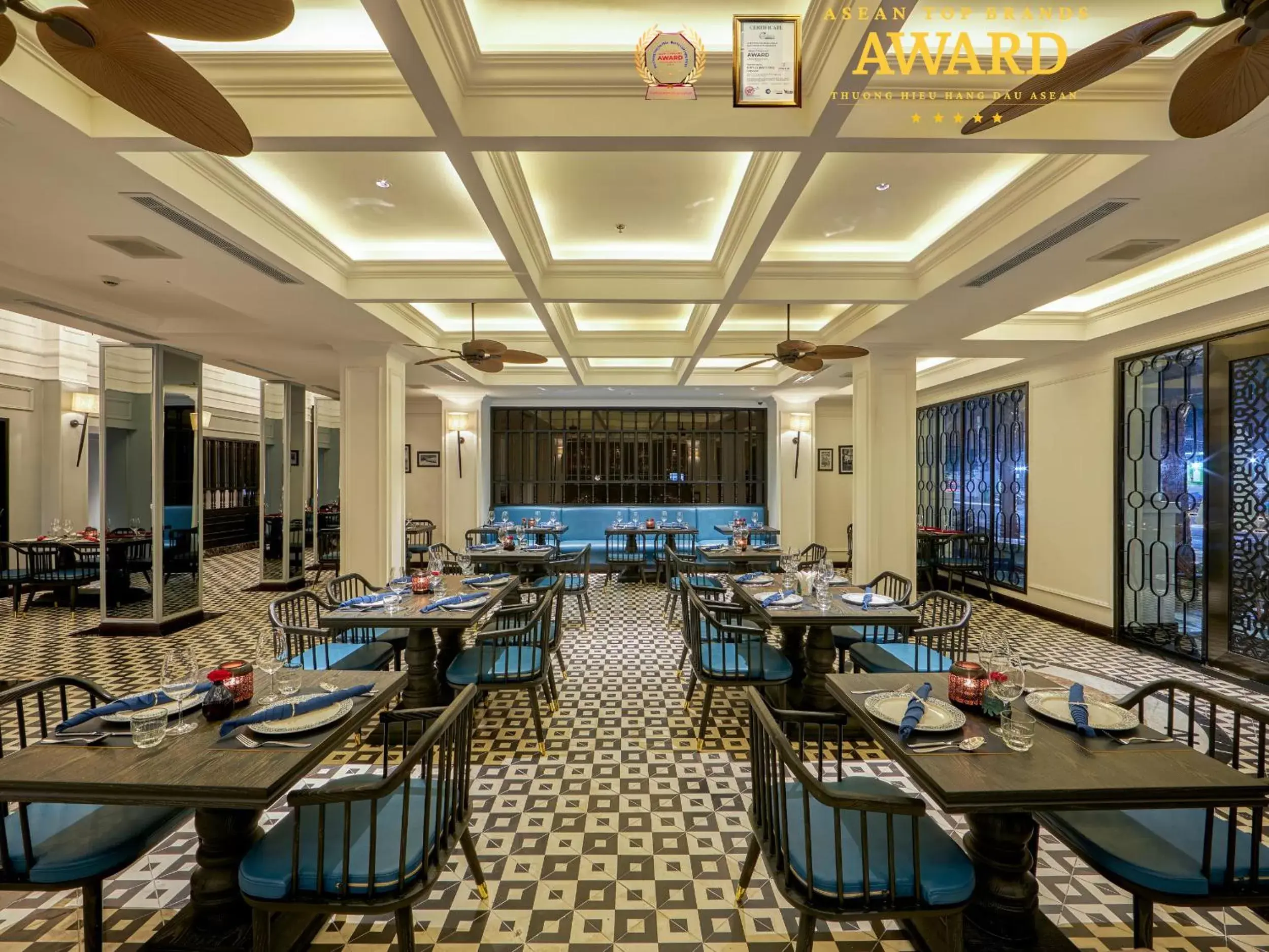 Restaurant/places to eat in Hotel DMelin Restaurant/places to eat in Hotel DMelin