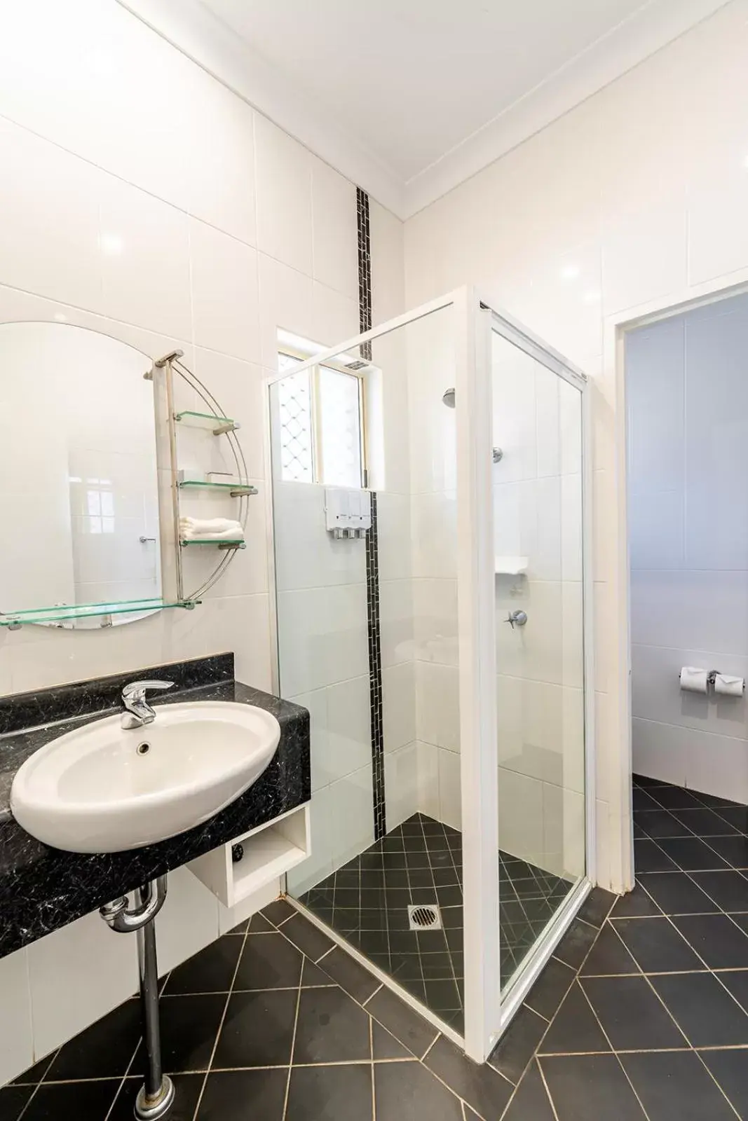 Bathroom in Parkes International