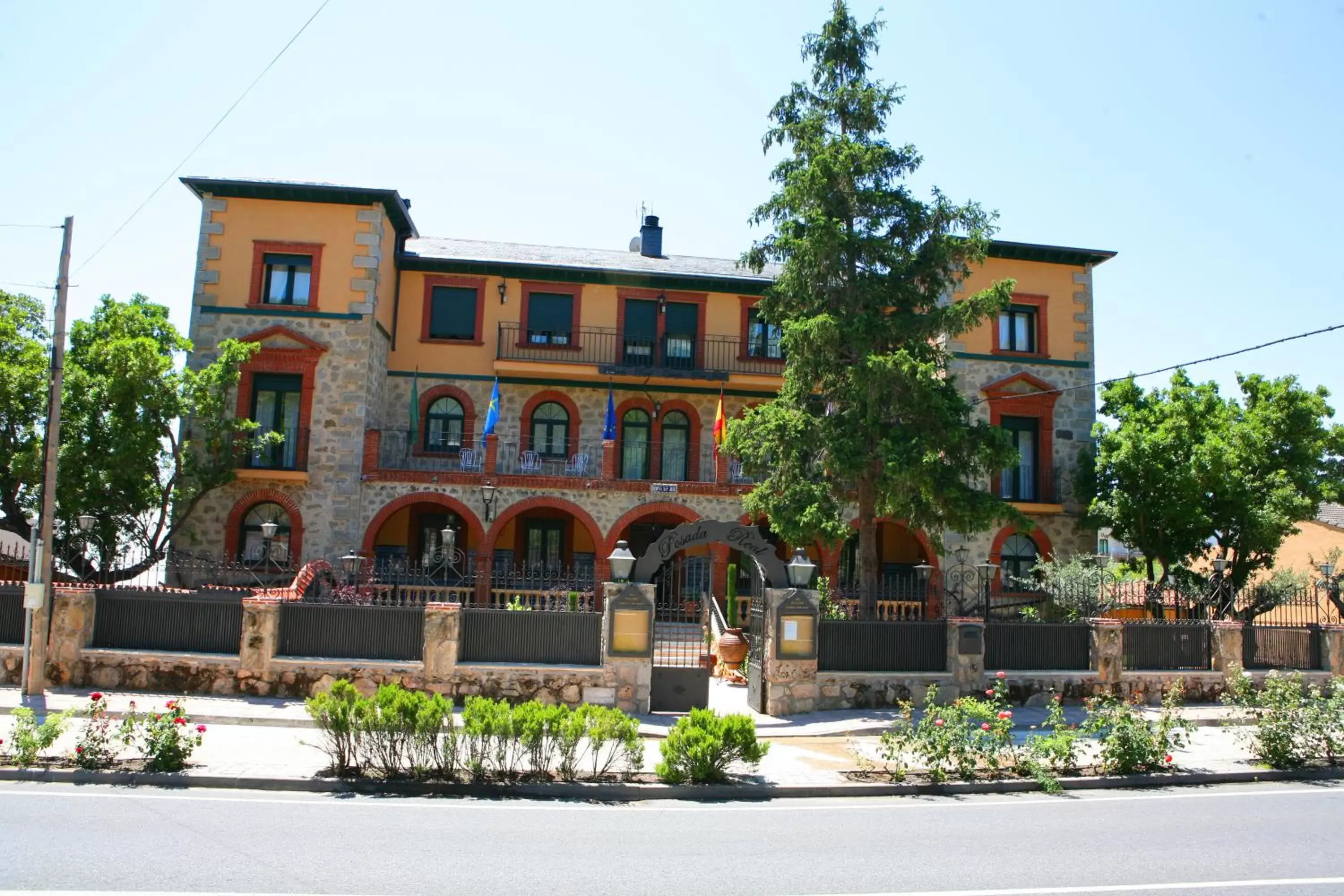 Facade/entrance, Property Building in Posada Real Quinta San Jose