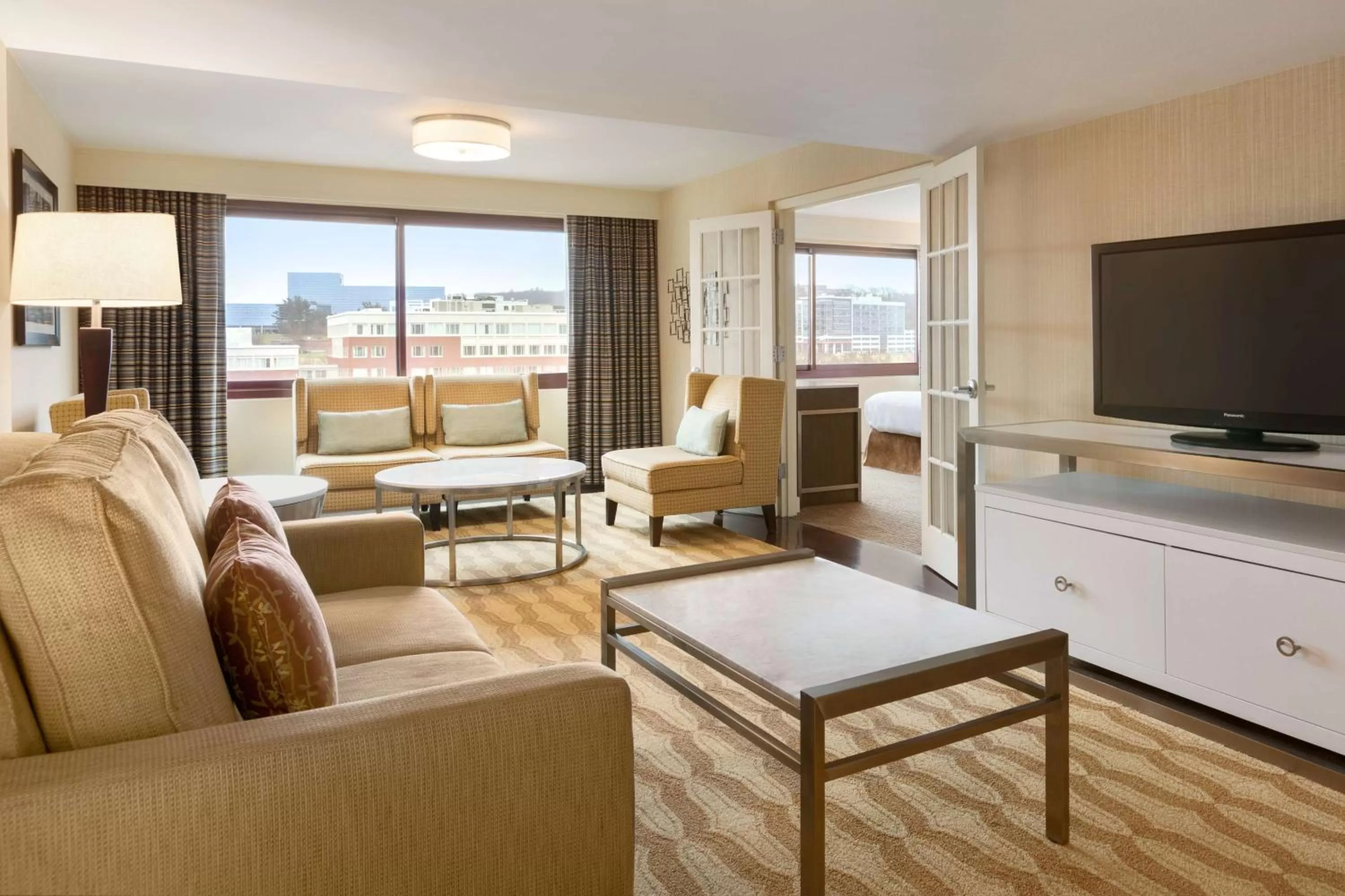 Photo of the whole room in Embassy Suites by Hilton Boston Waltham